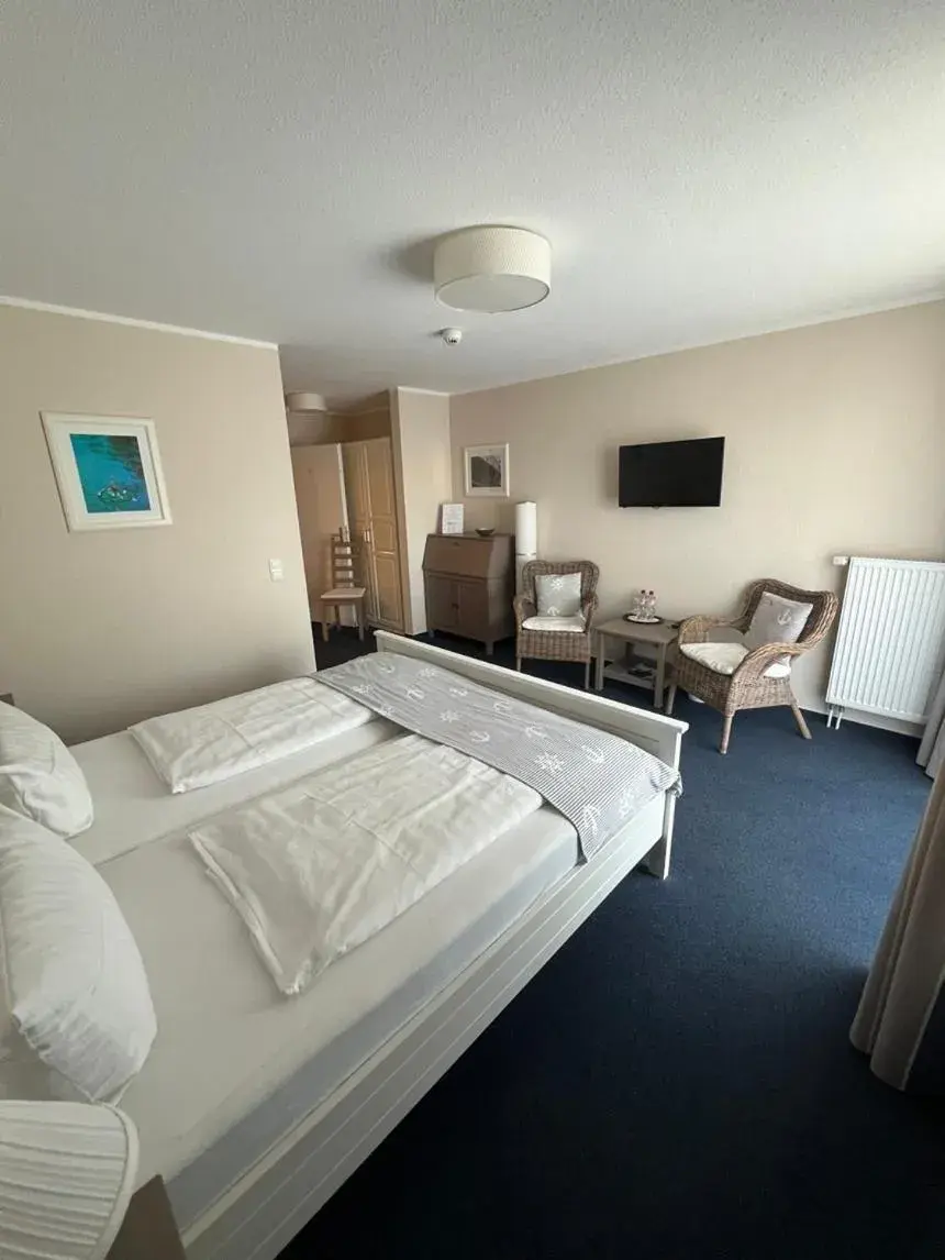 Double Room (Guest house) in Hotel Admiral Scheer Double Room (Guest house) in Hotel Admiral Scheer