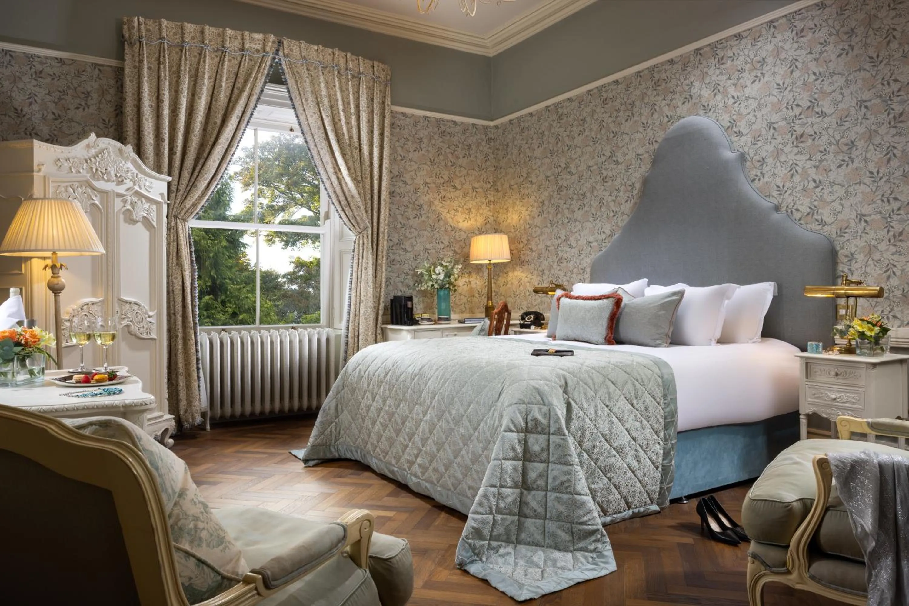 Bed in Tulfarris Hotel and Golf Resort