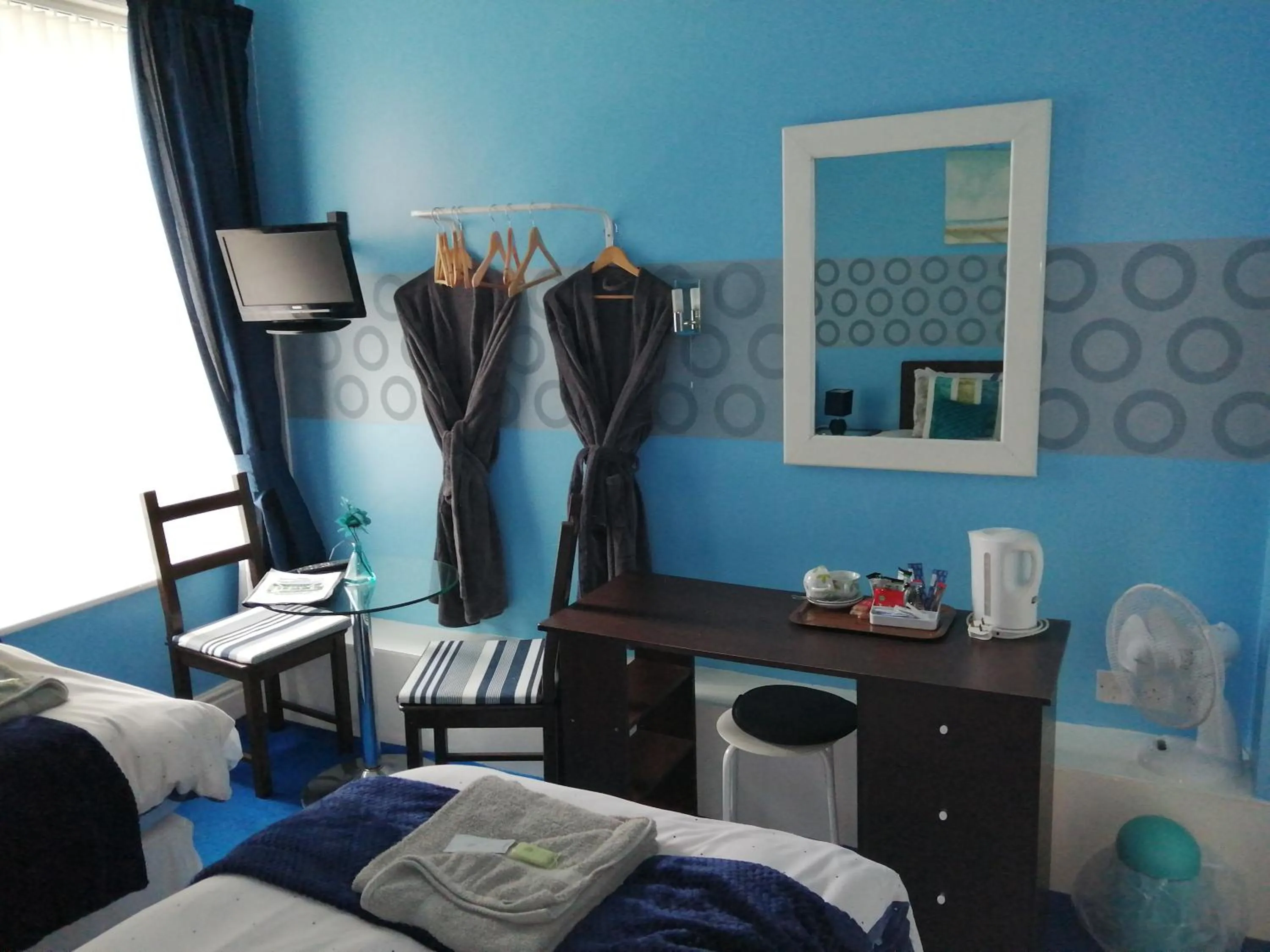 Other, Bed in The Garnett