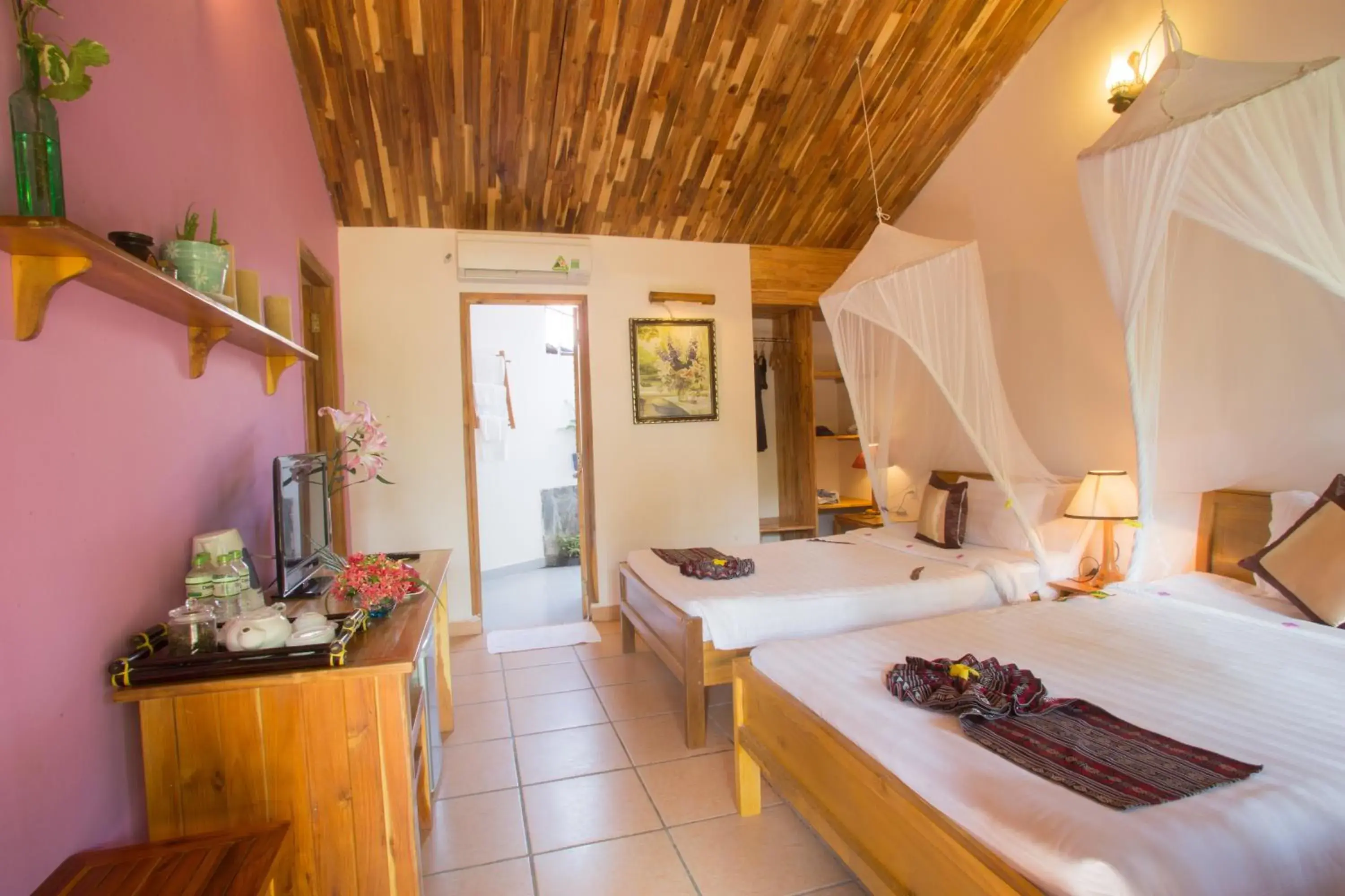 Photo of the whole room, Bed in La Mer Resort, Phú Quốc Photo of the whole room, Bed in La Mer Resort, Phú Quốc