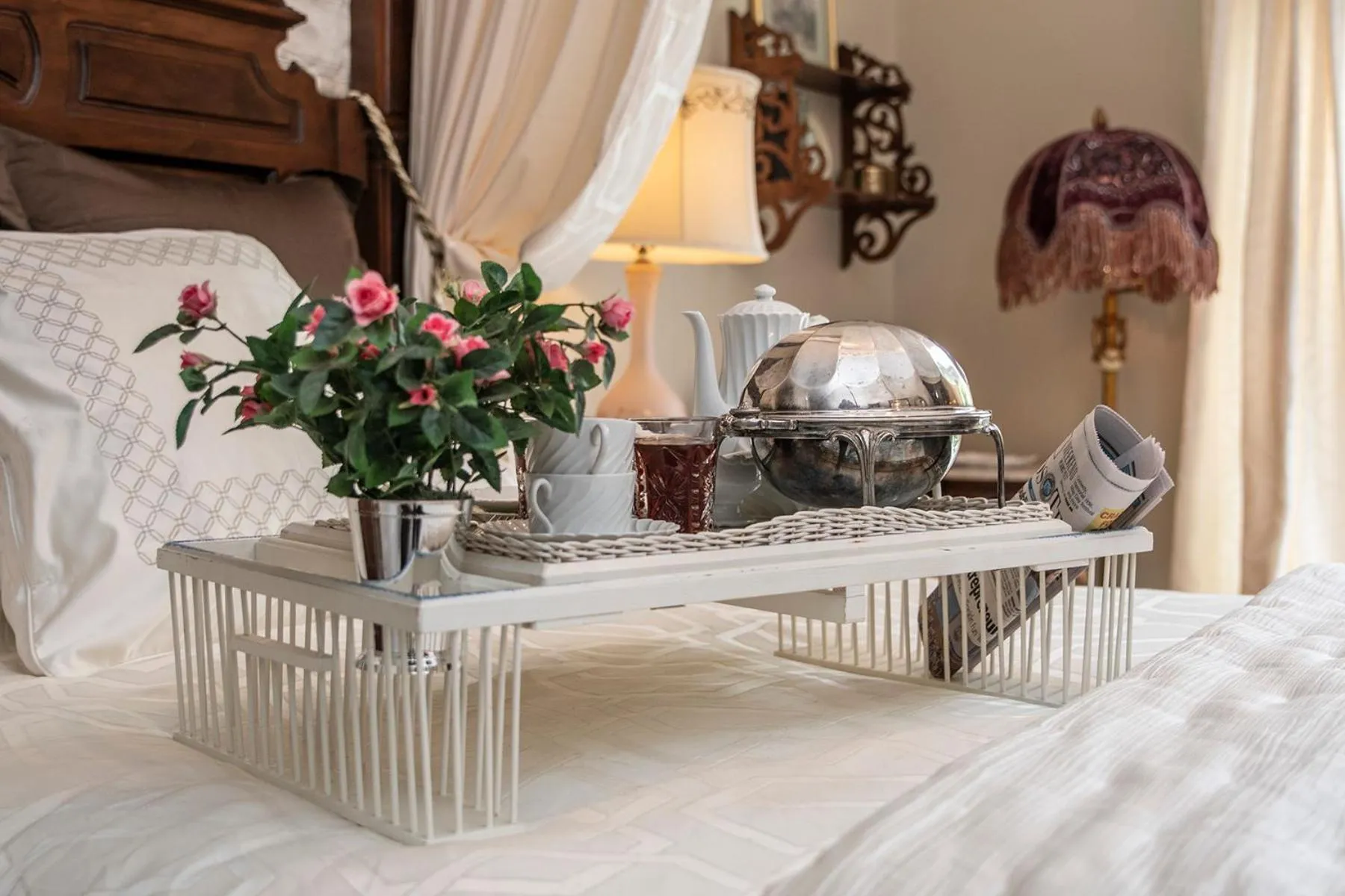 Food and drinks, Bed in Inntiquity, A Country Inn