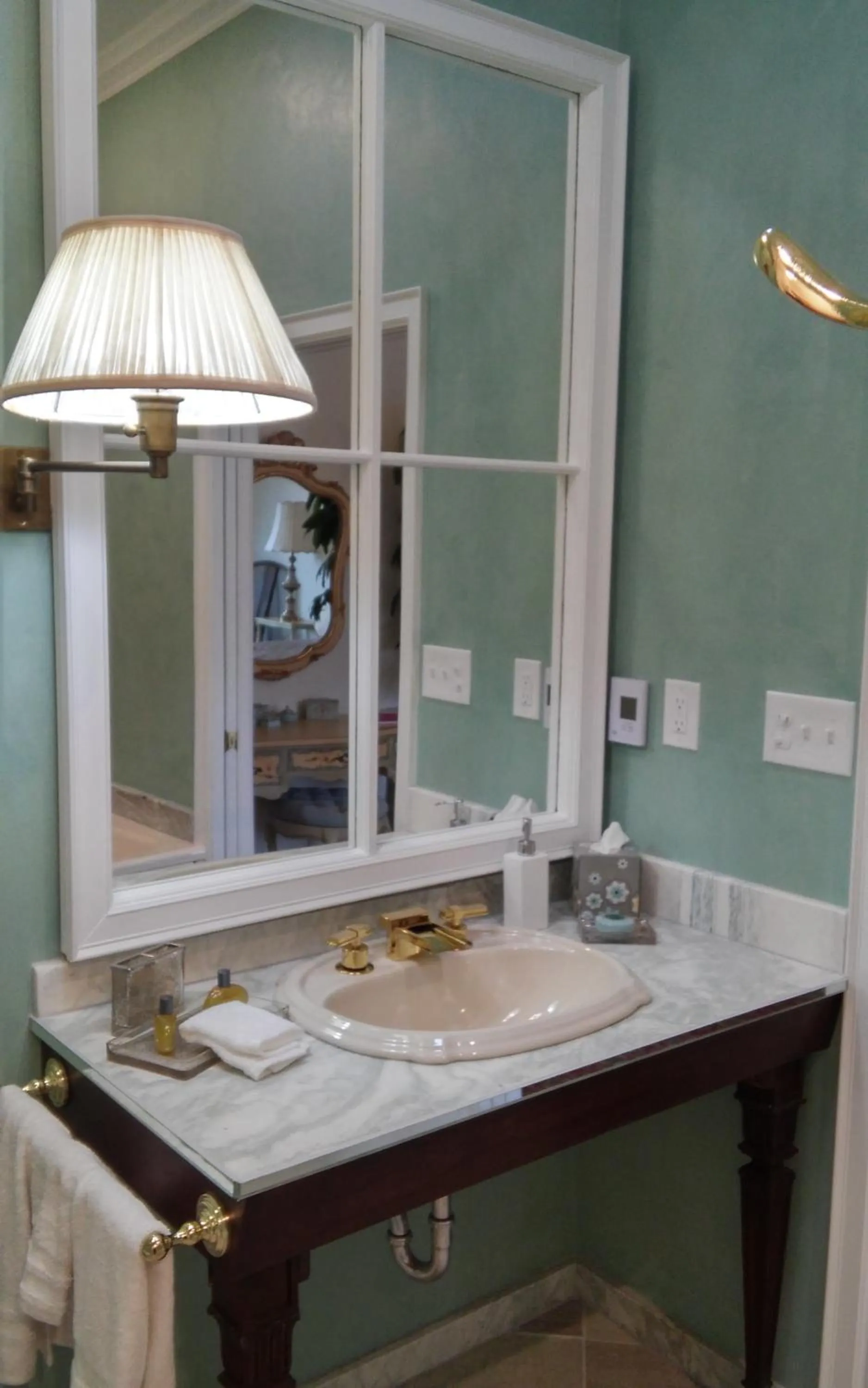 Bathroom in Inntiquity, A Country Inn