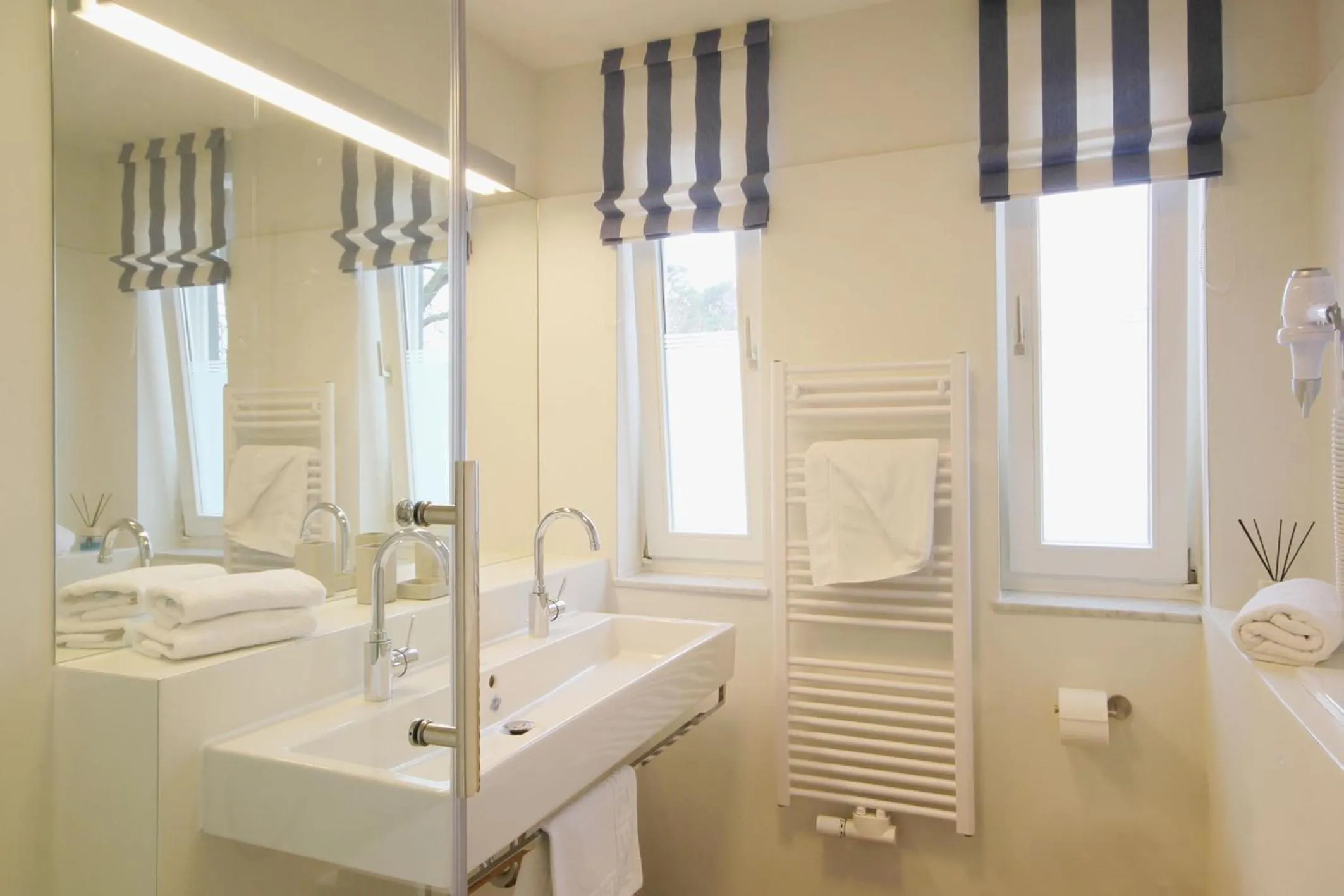 Bathroom in Min Hüsung by Rujana