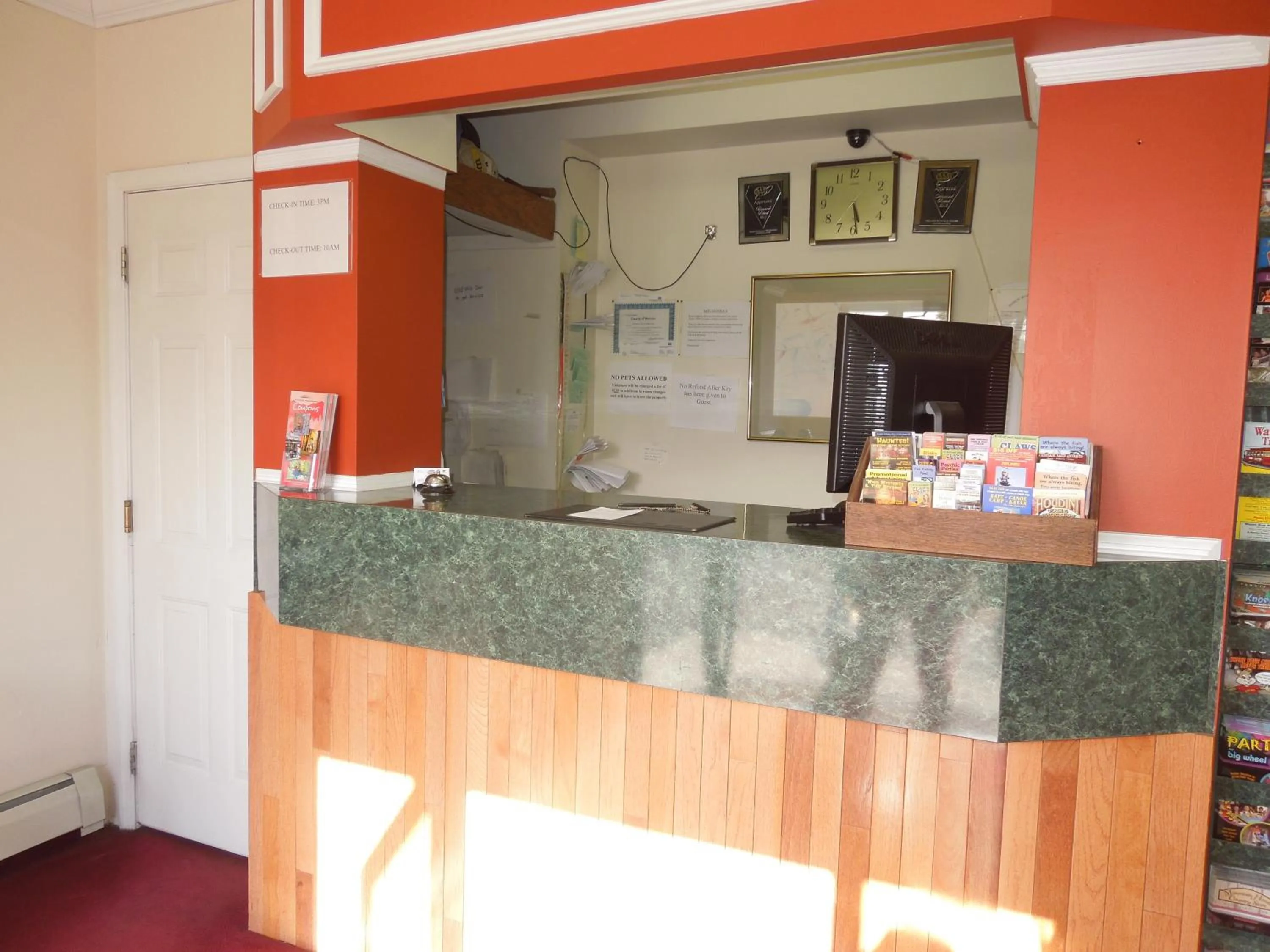 Lobby or reception in Value Inn East Stroudsburg