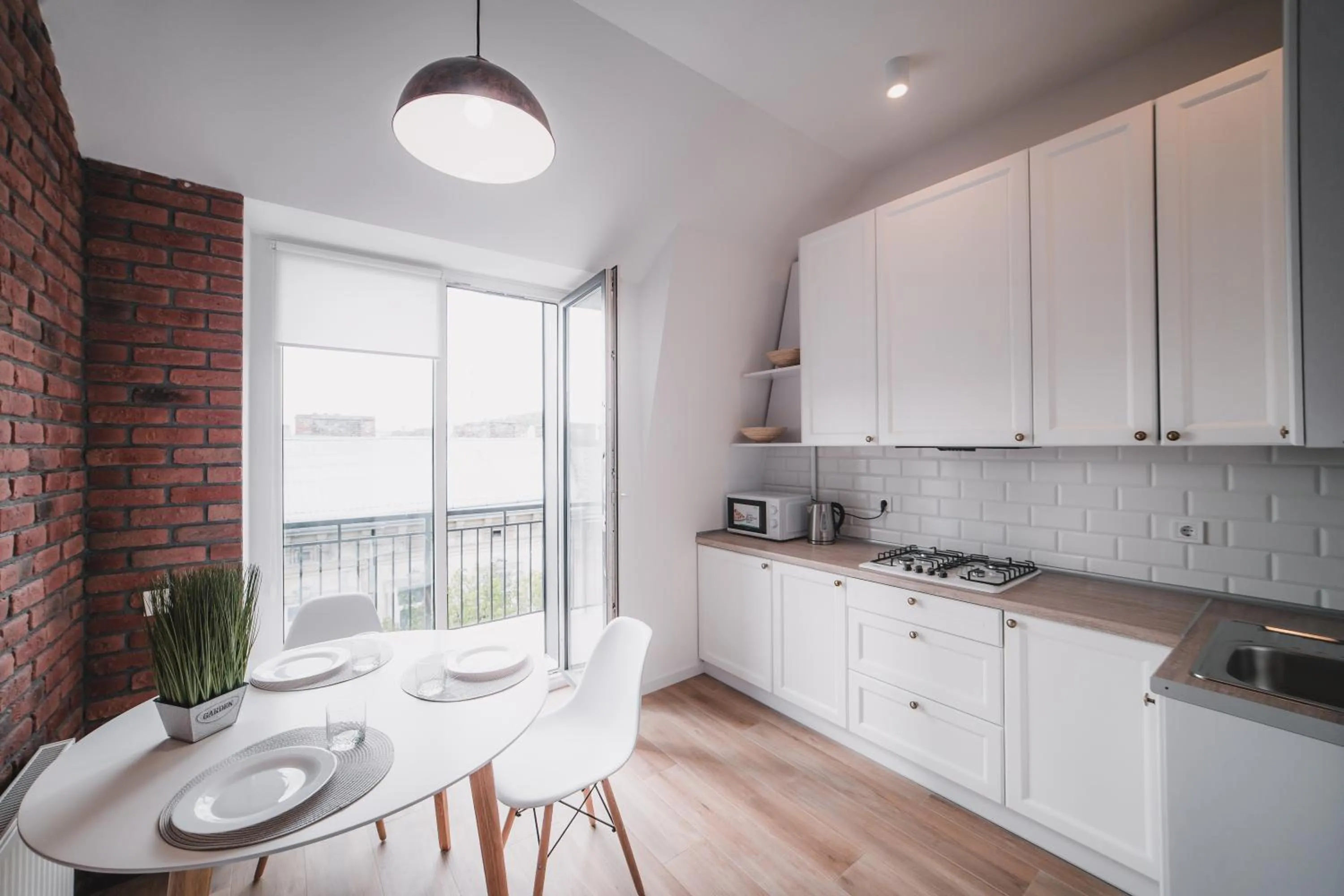 Kitchen or kitchenette in Kostjukowski Apartments Lychakivska 70a