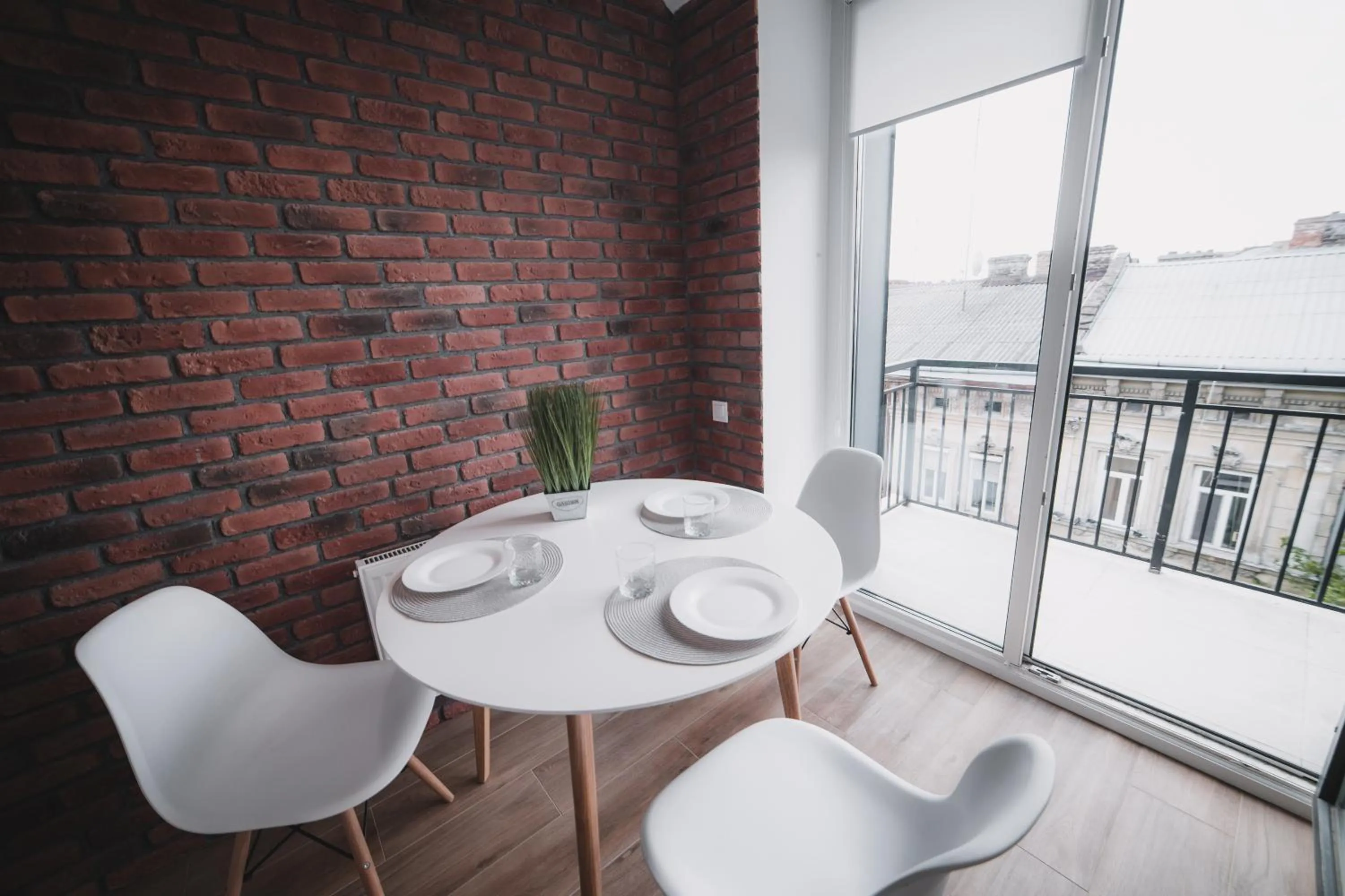 Dining area in Kostjukowski Apartments Lychakivska 70a