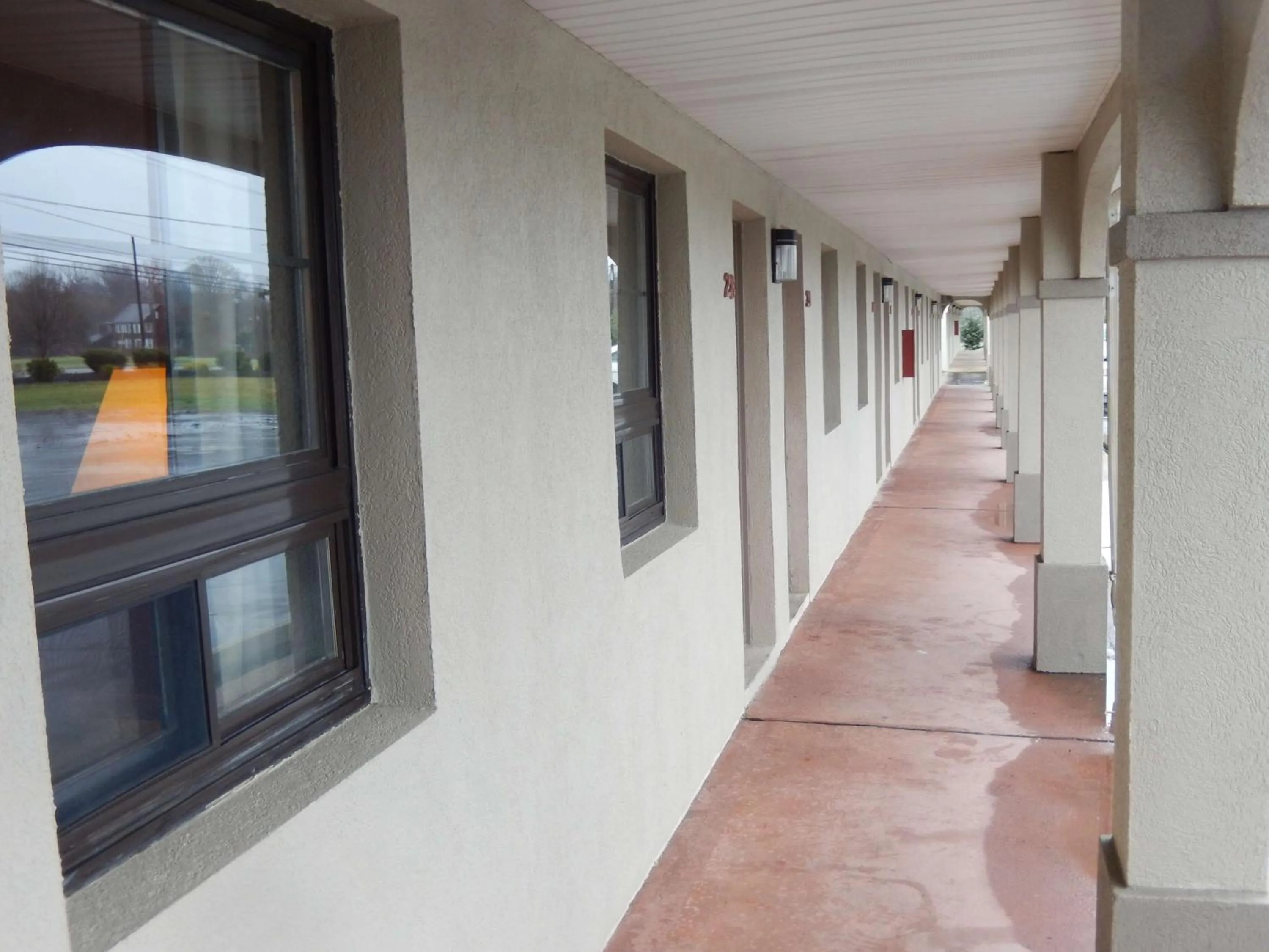 Property building in Scottish Inns and Suites- Bordentown, NJ