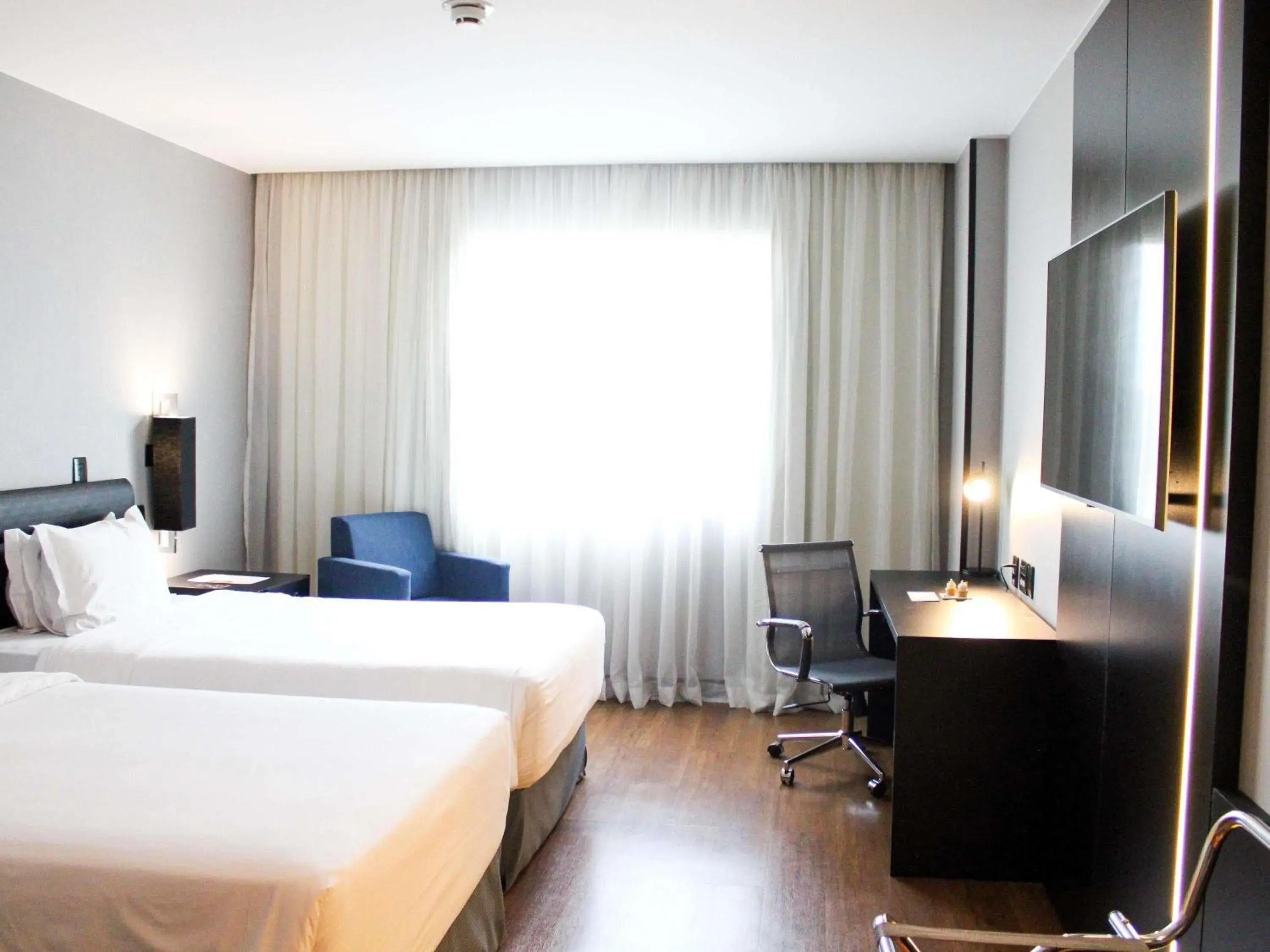 Bedroom, Bed in Grand Mercure Sao Paulo Vila Olimpia Bedroom, Bed in Grand Mercure Sao Paulo Vila Olimpia