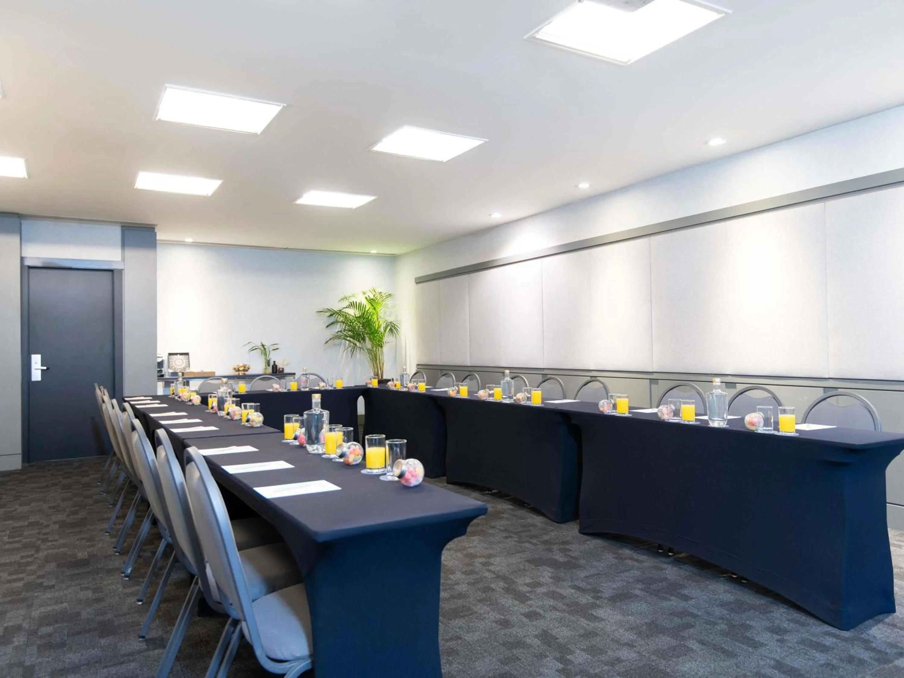 Meeting/conference room in Grand Mercure Sao Paulo Vila Olimpia