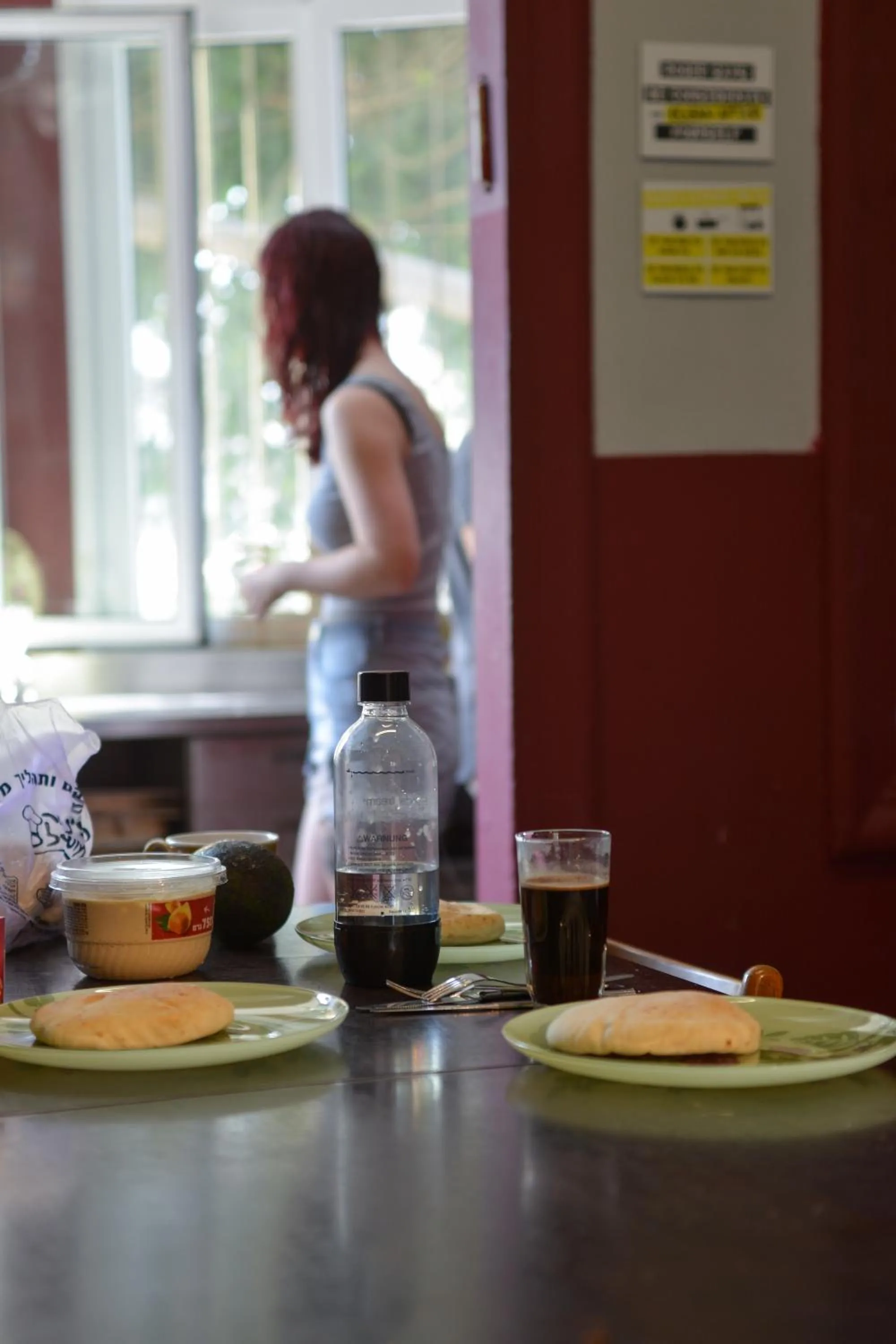 Roger's Hostel & Caravans Age 18-45