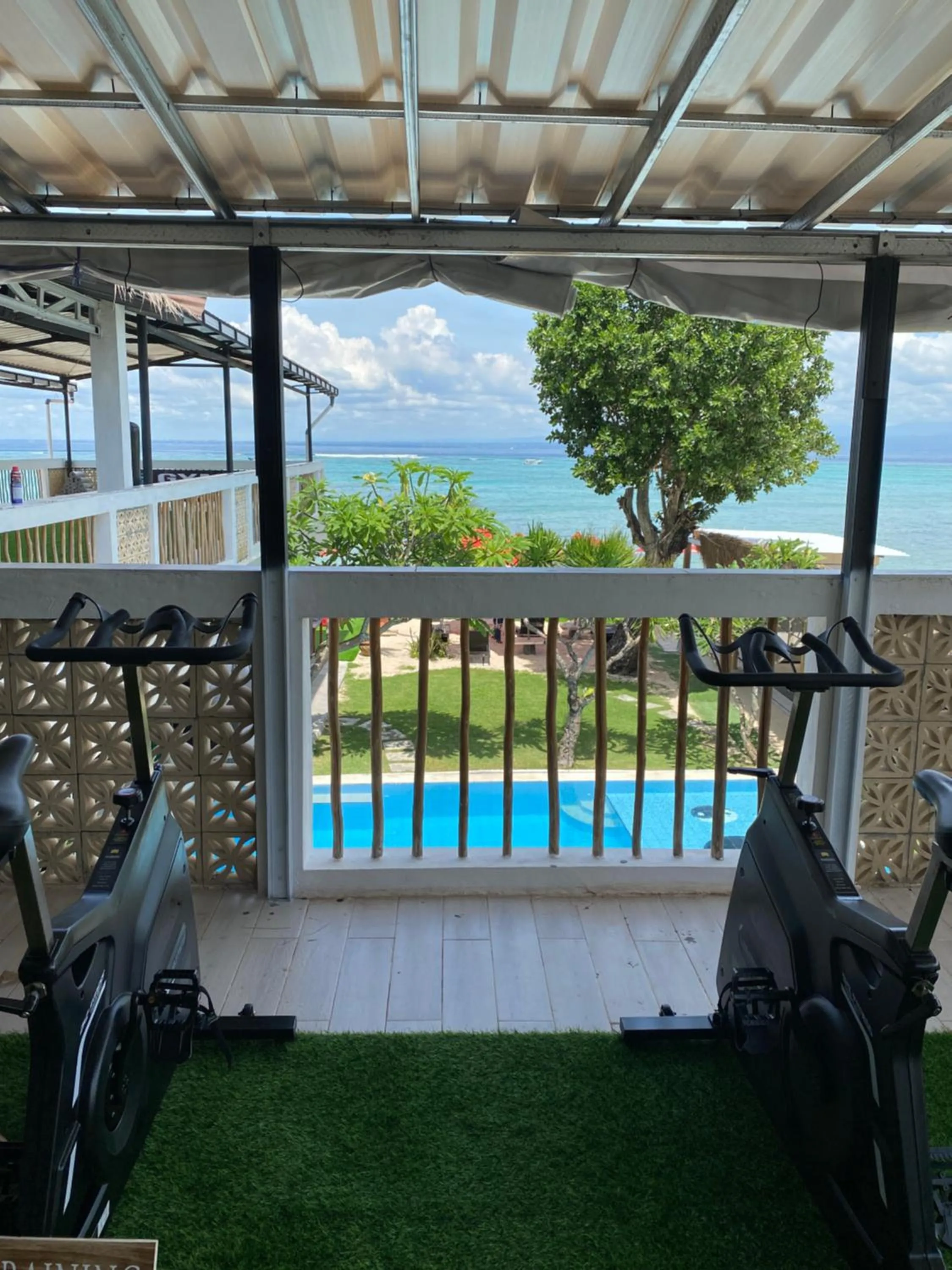 Fitness centre/facilities in 3 Monkeys Lembongan Studio apartments gym recovery centre
