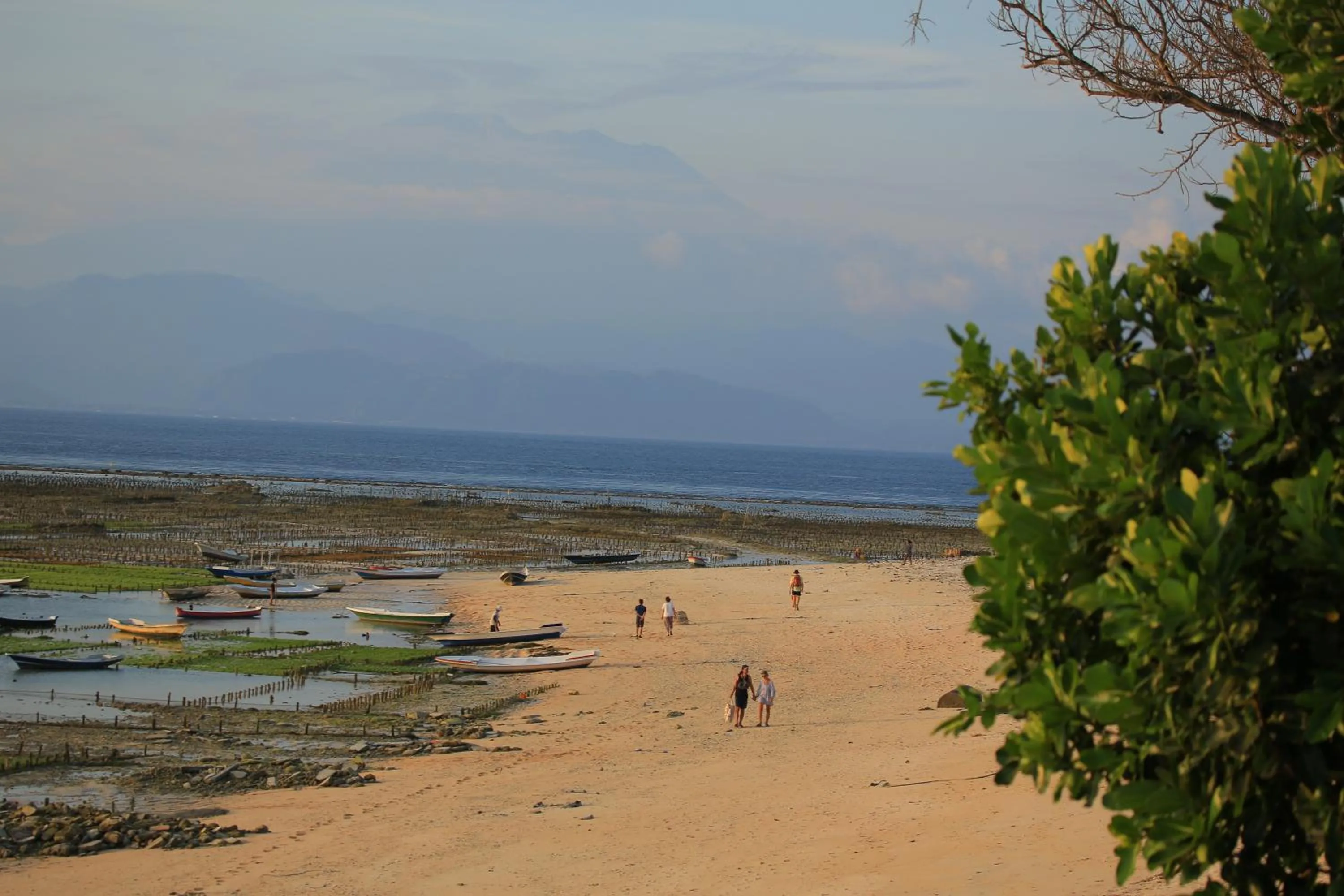 Beach in 3 Monkeys Lembongan Studio apartments gym recovery centre