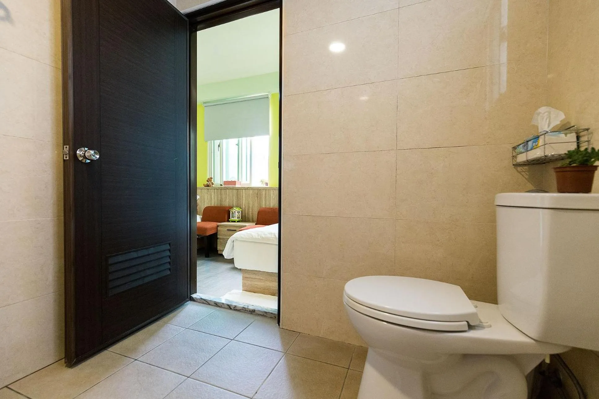 Shower in Yi Jing BnB