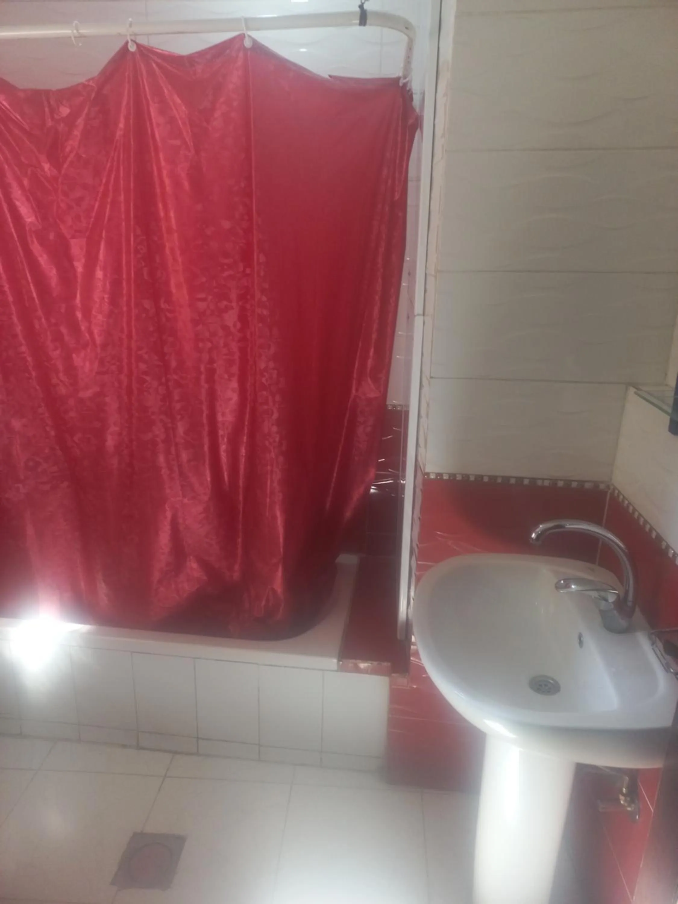 Bathroom in Isis Hostel 2