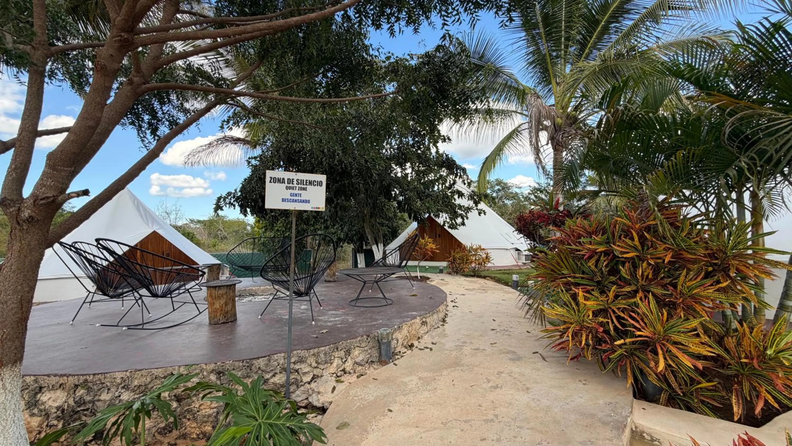 Garden view in Hameki