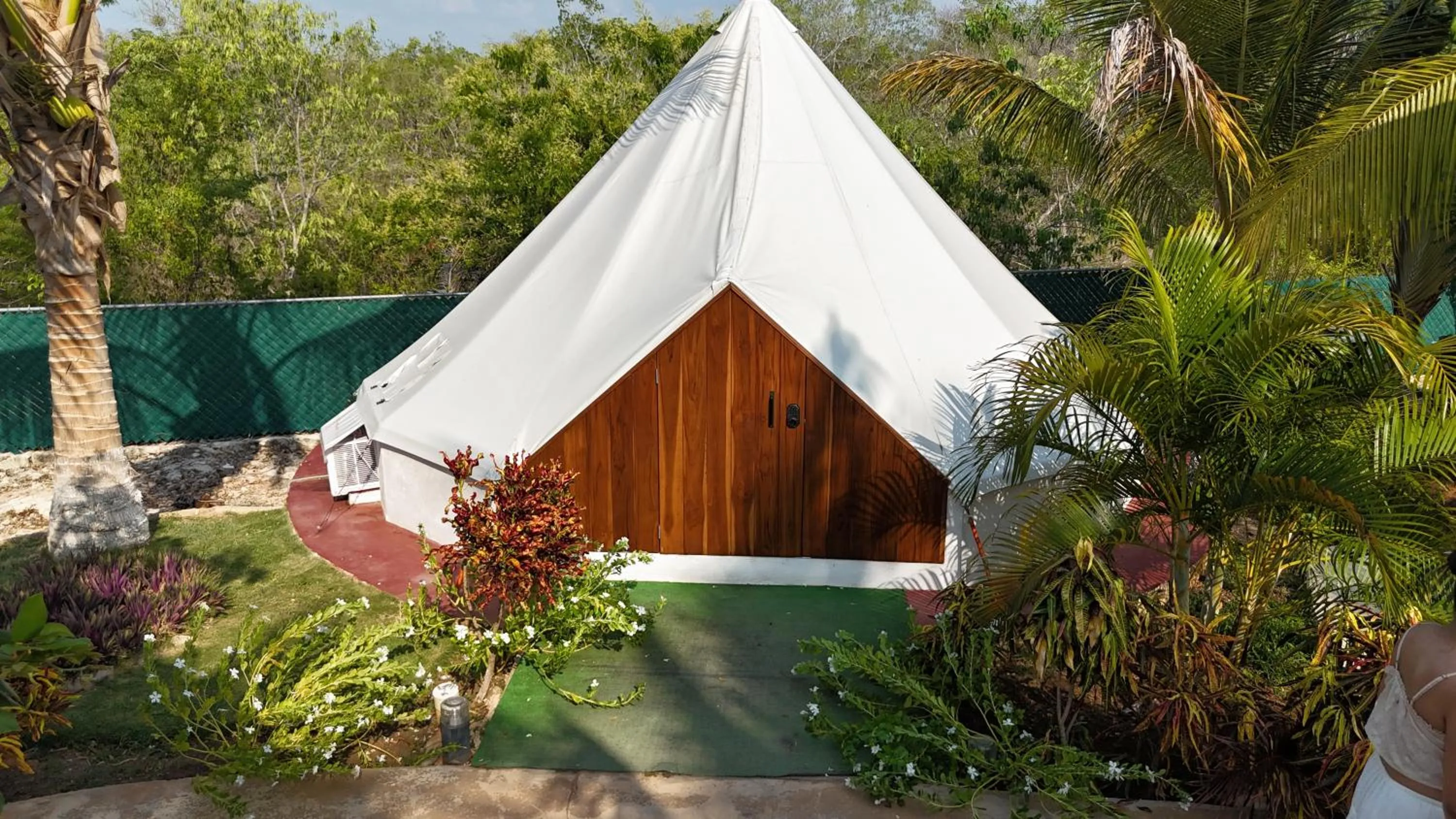 Property building in Hameki