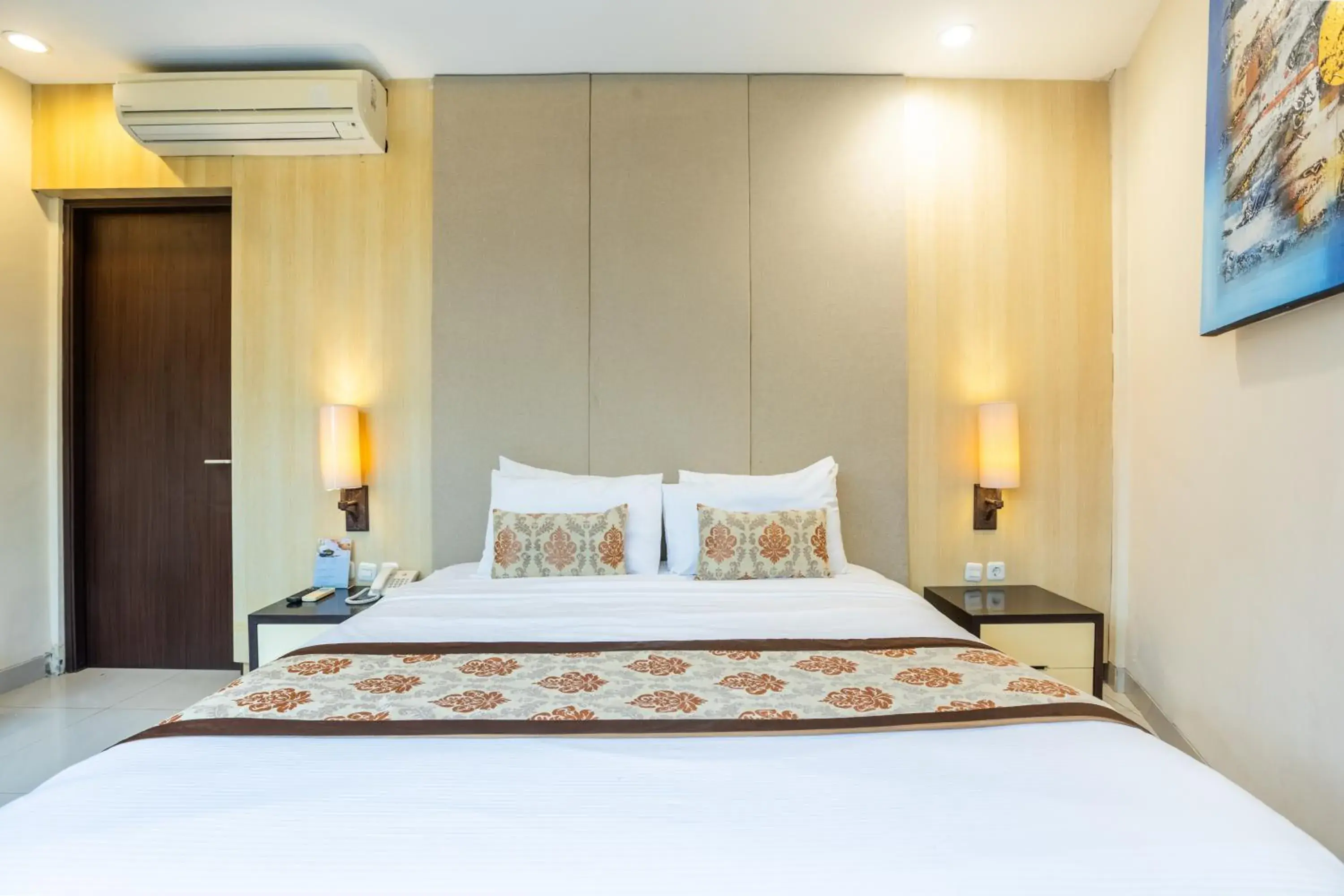 Three-Bedroom Villa with Private Pool in La Paradis Villa Three-Bedroom Villa with Private Pool in La Paradis Villa