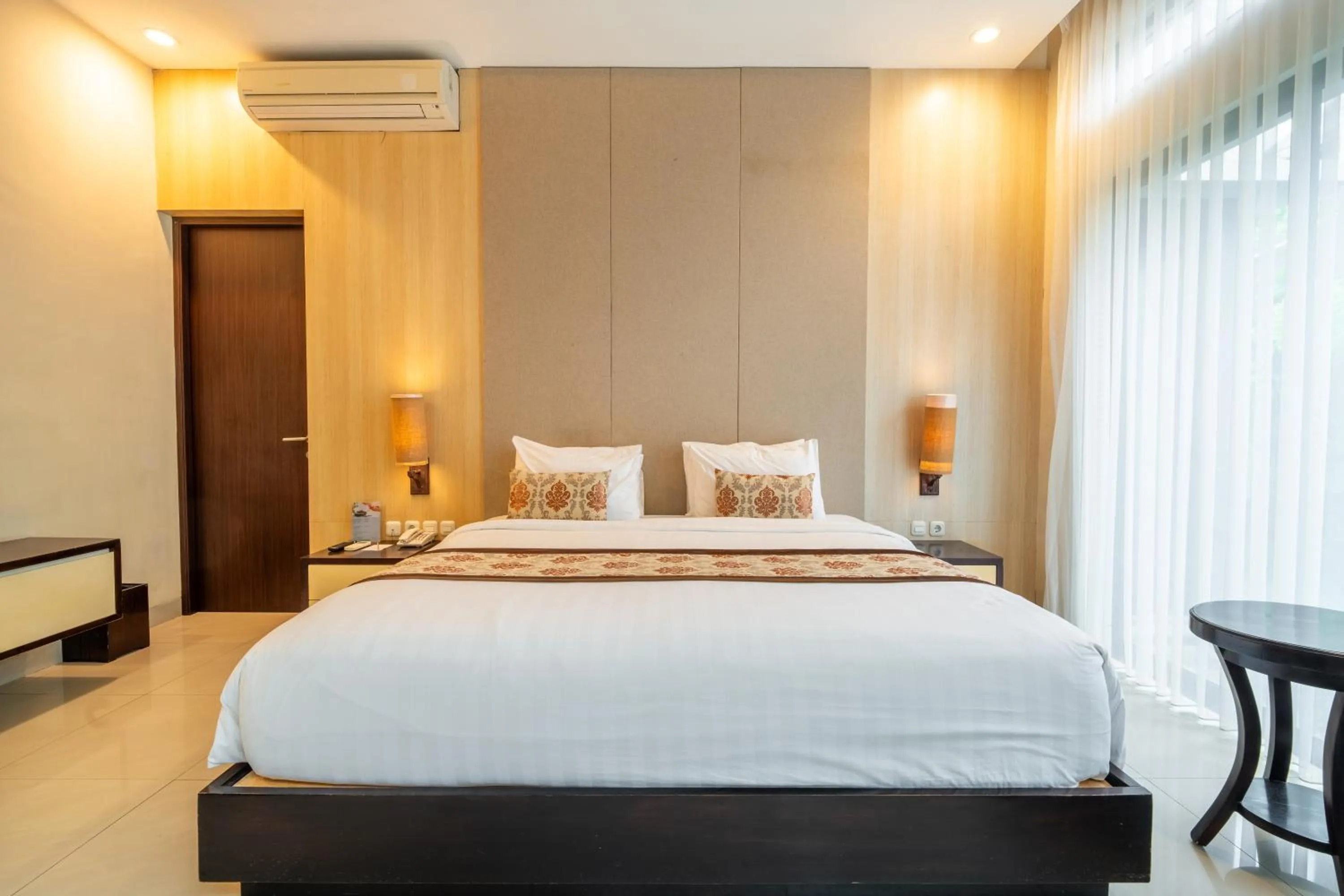 Bedroom, Bed in La Paradis Villa