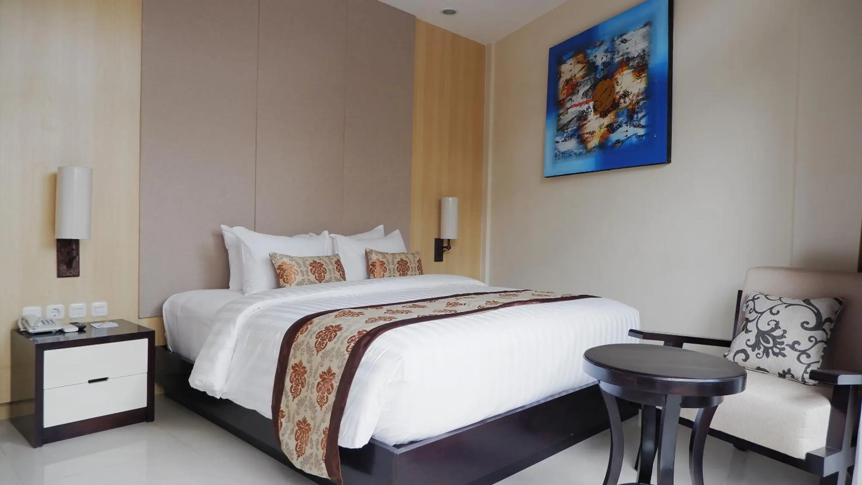 Three-Bedroom Villa with Private Pool in La Paradis Villa Three-Bedroom Villa with Private Pool in La Paradis Villa