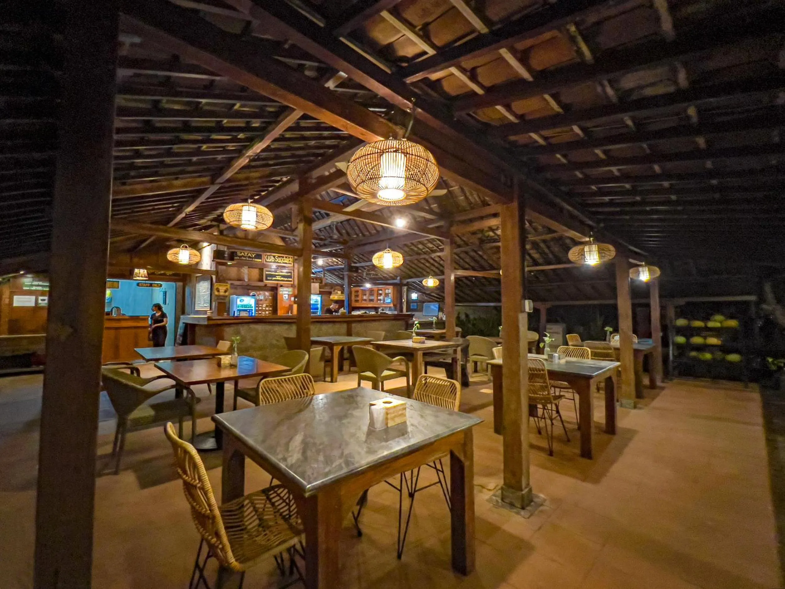 Restaurant/places to eat in Pondok Pitaya Balian Hotel