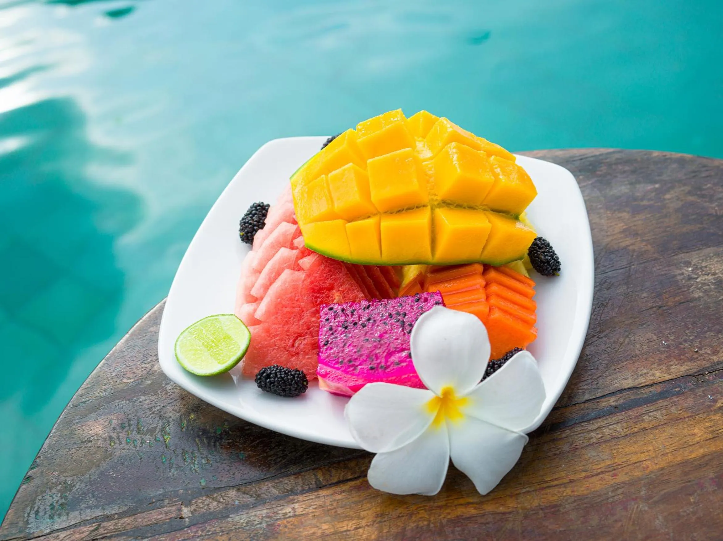 Food and drinks in Pondok Pitaya Balian Hotel