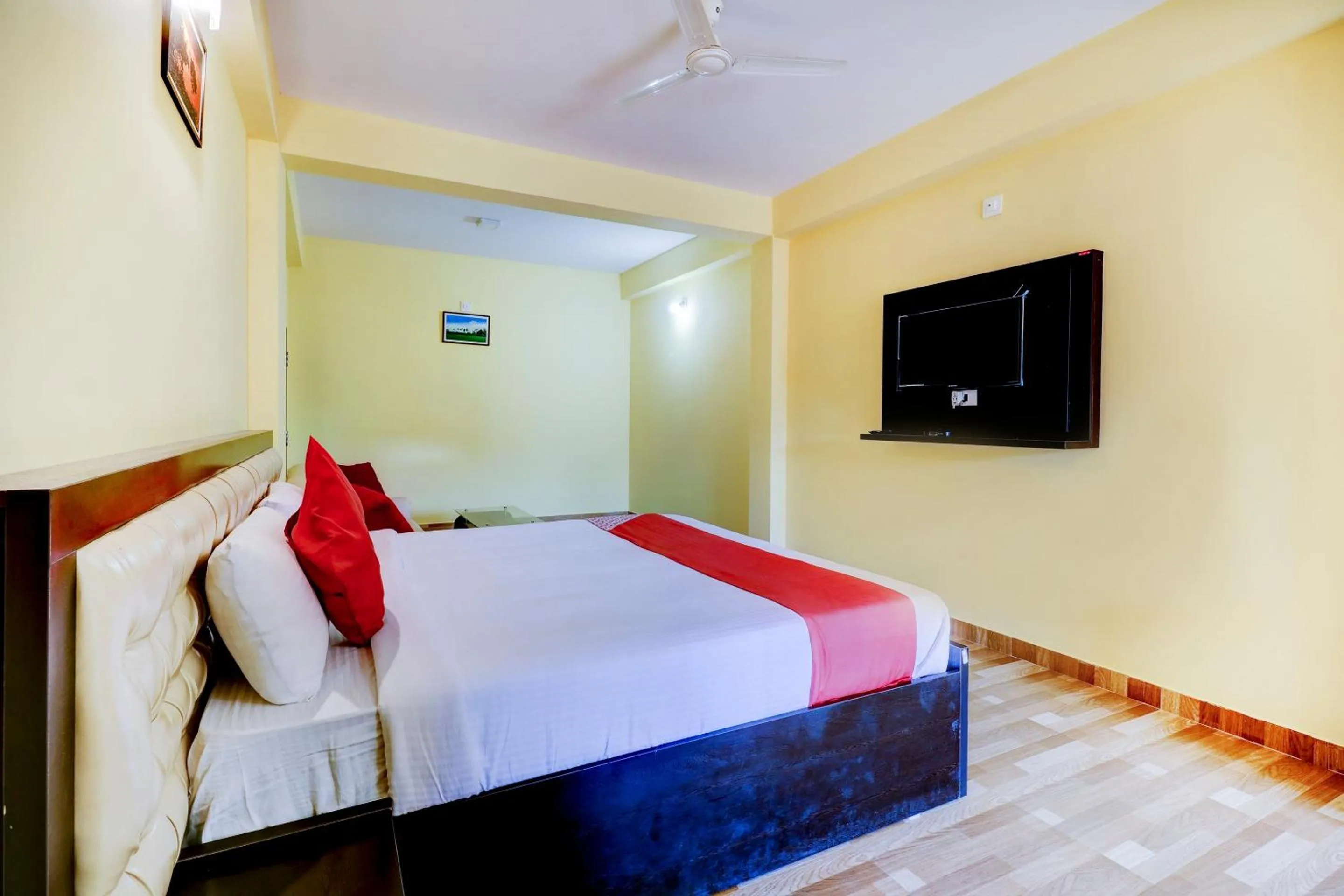 Bedroom, Bed in Gaurika Residency Boarding & Lodging - Padubidri