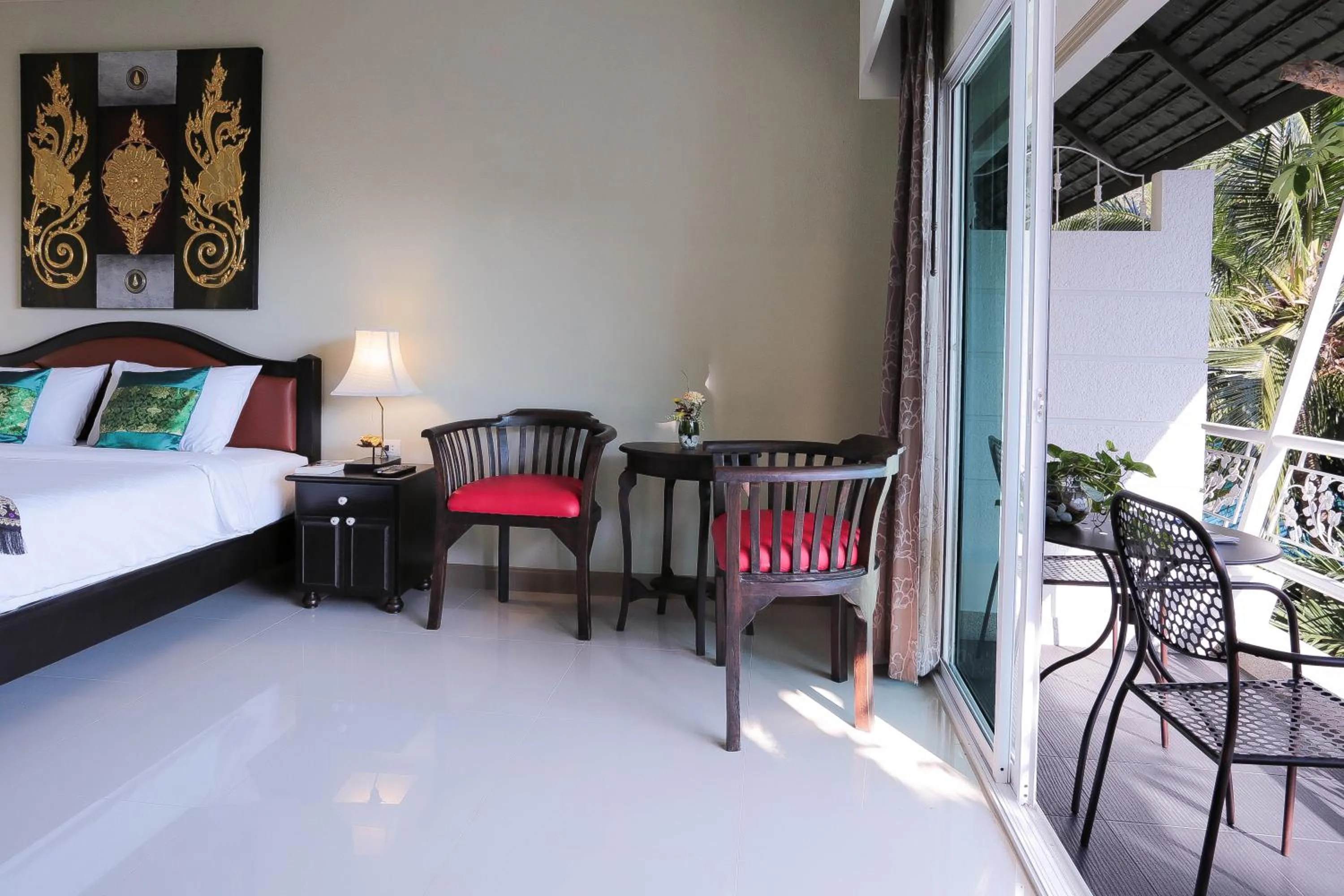 Seating area, Bed in Naka Resort