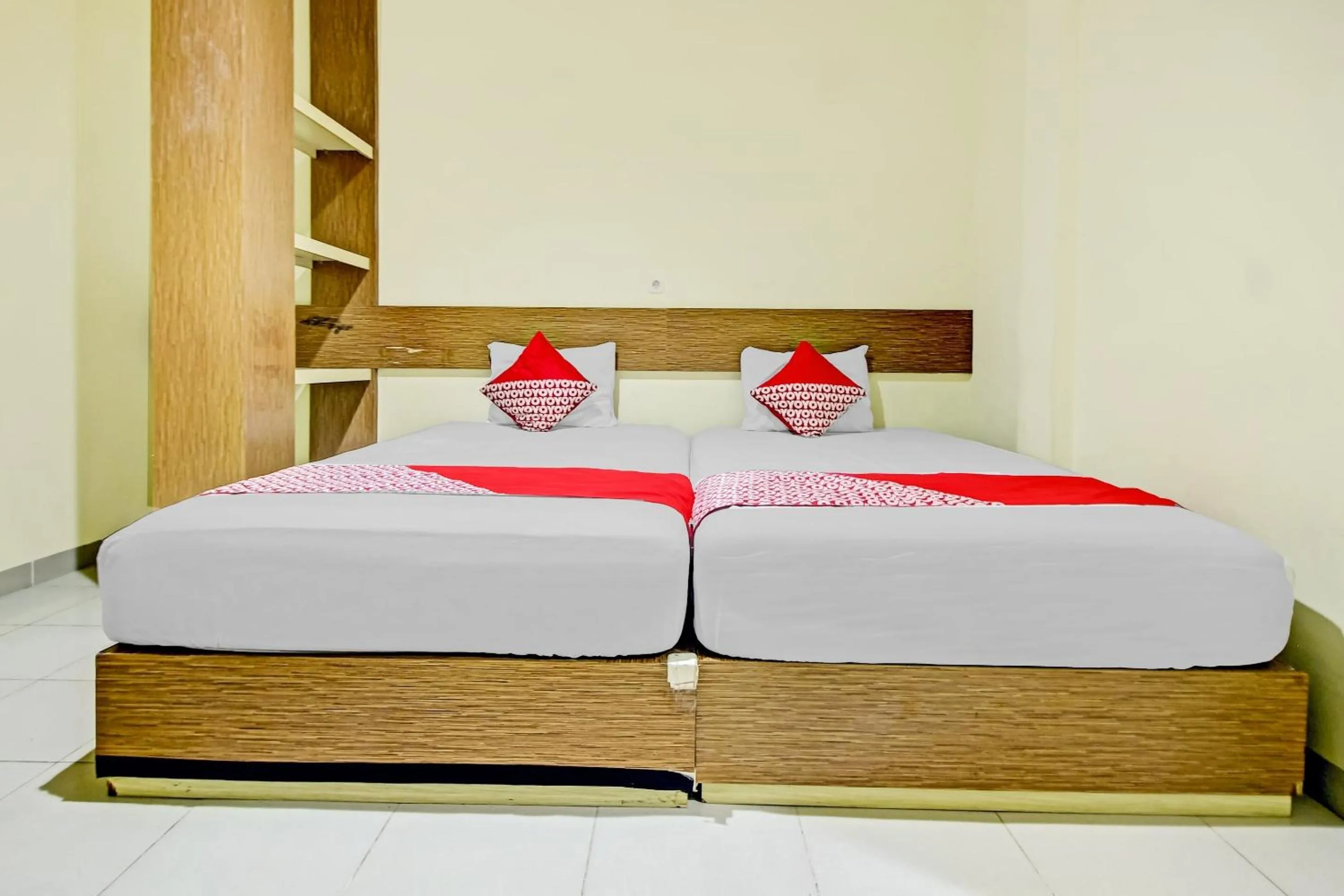 Bedroom in OYO 90412 My Kost