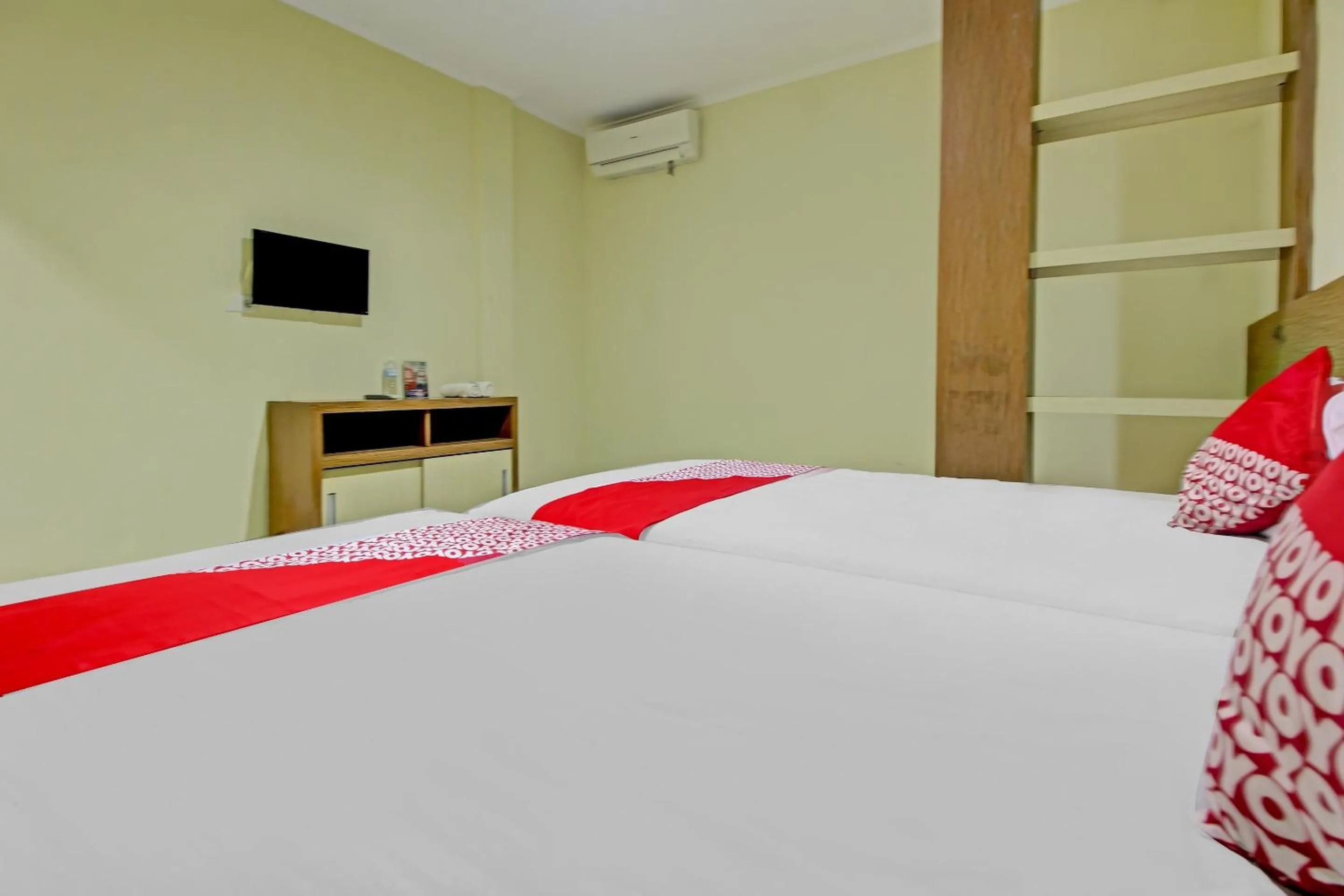 Bedroom in OYO 90412 My Kost