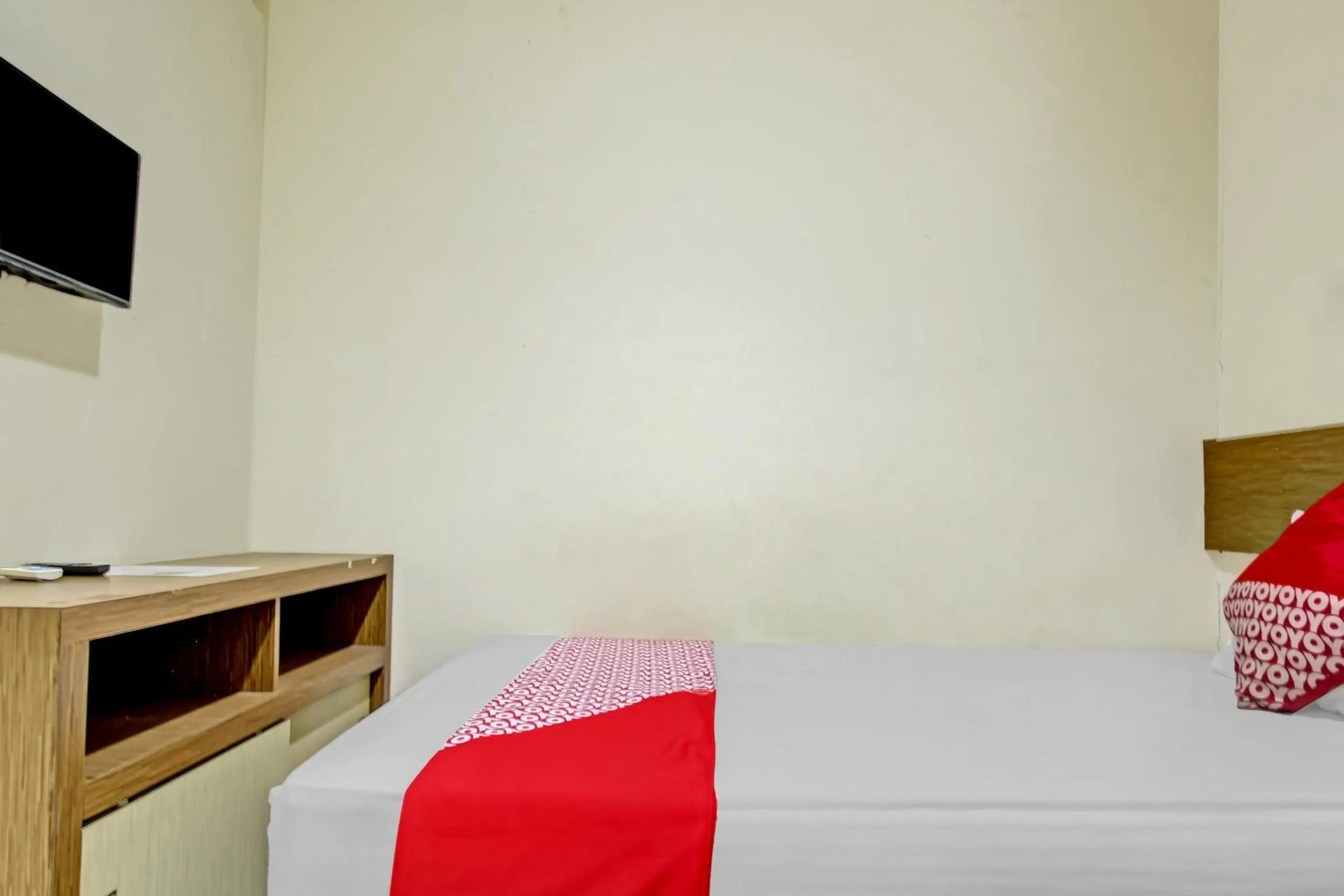 Bedroom in OYO 90412 My Kost