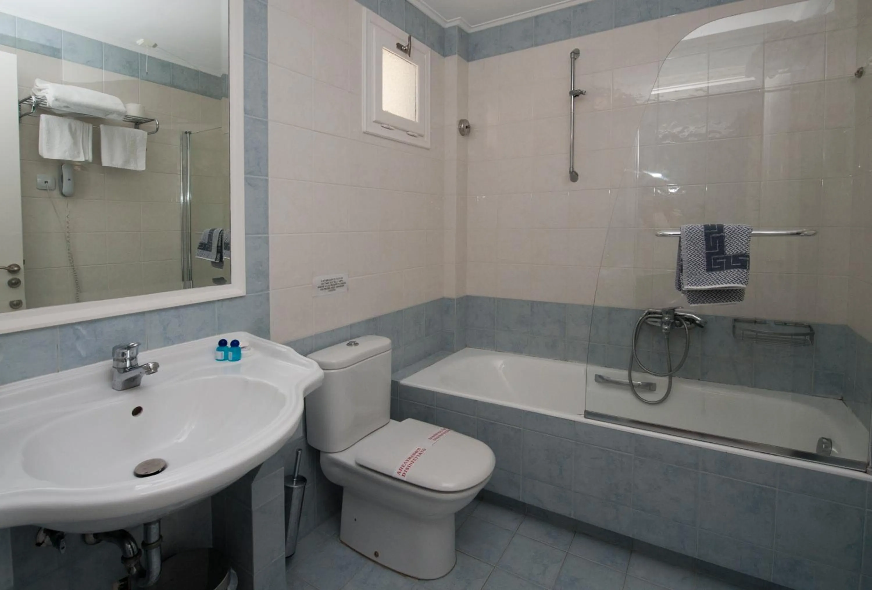 Bathroom in Alonissos Beach Bungalows And Suites Hotel