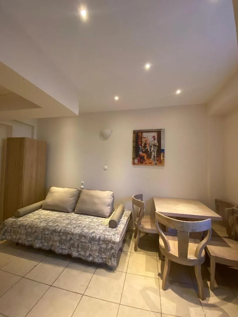 Bedroom, Bed in Alonissos Beach Bungalows And Suites Hotel