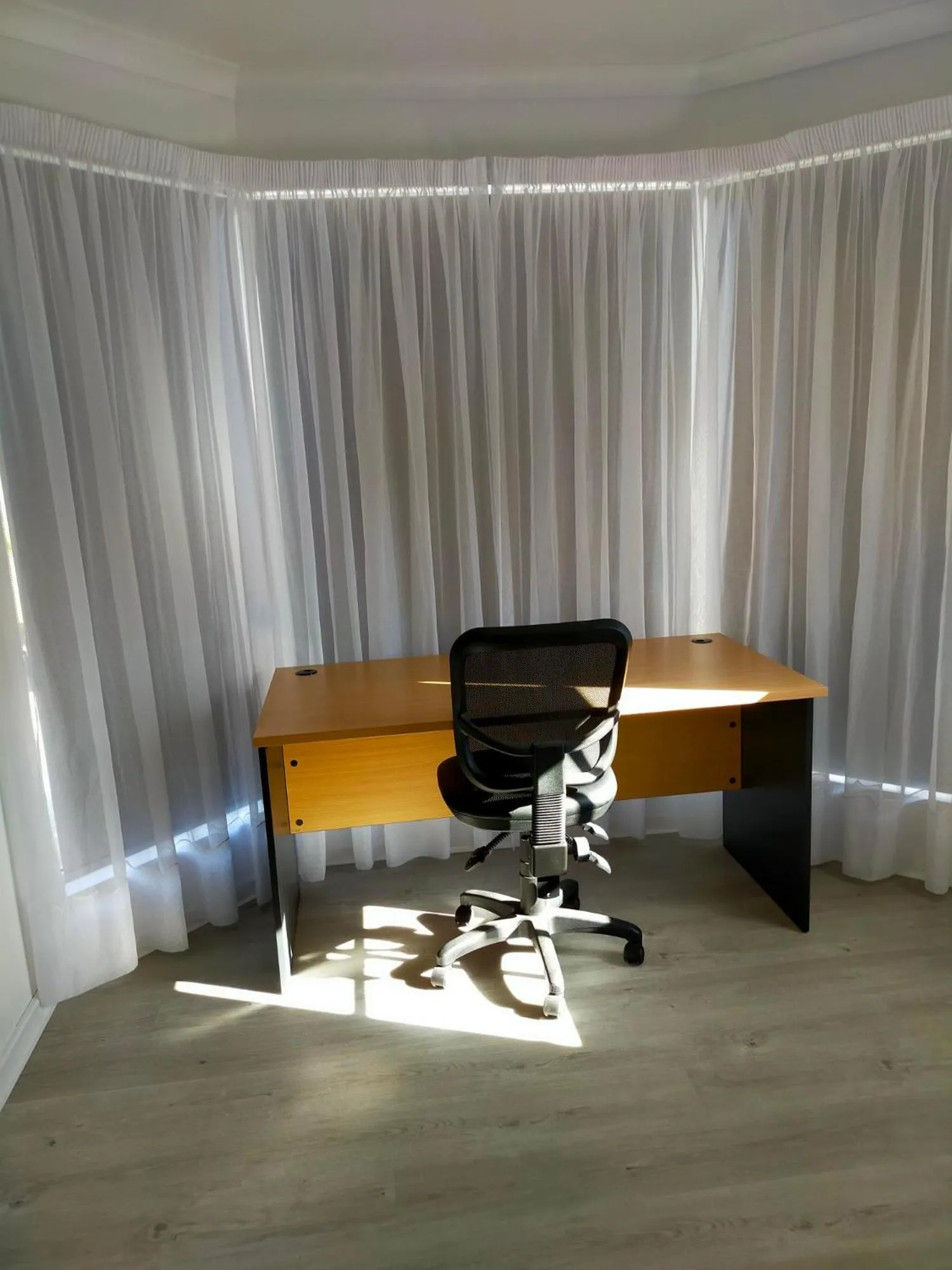 Library in Bayview Motel