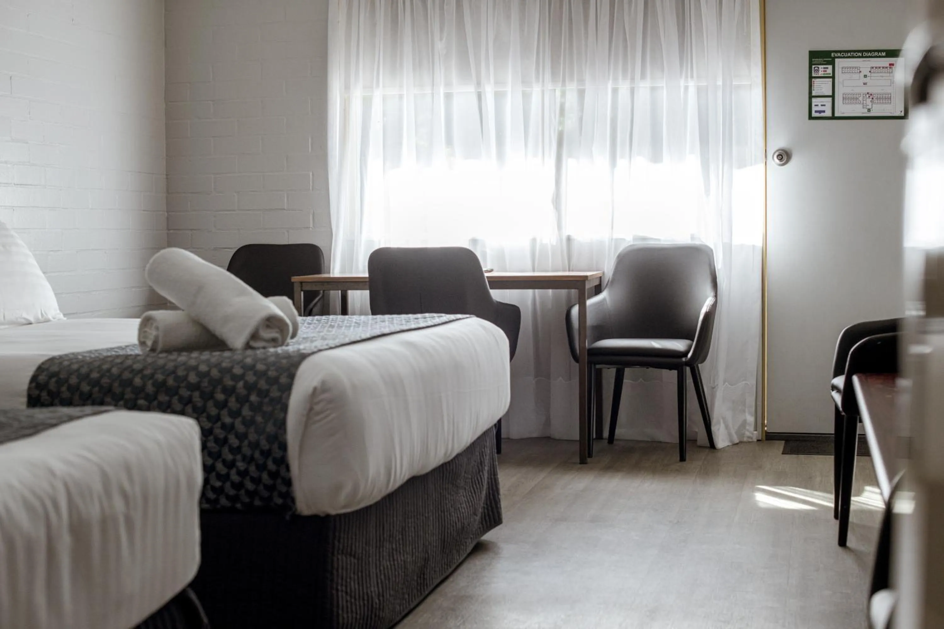 Bed in Bayview Motel