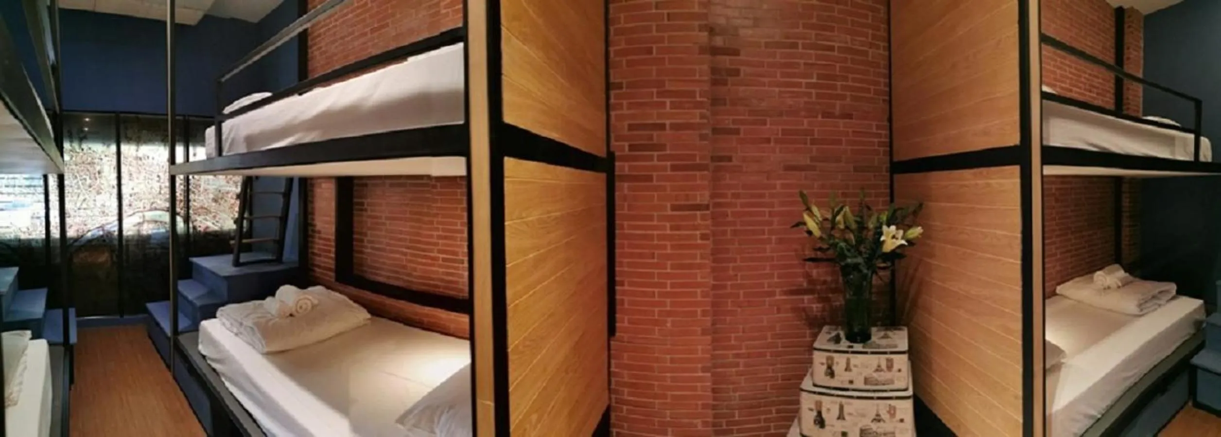 Bed in A Bangkok Journey