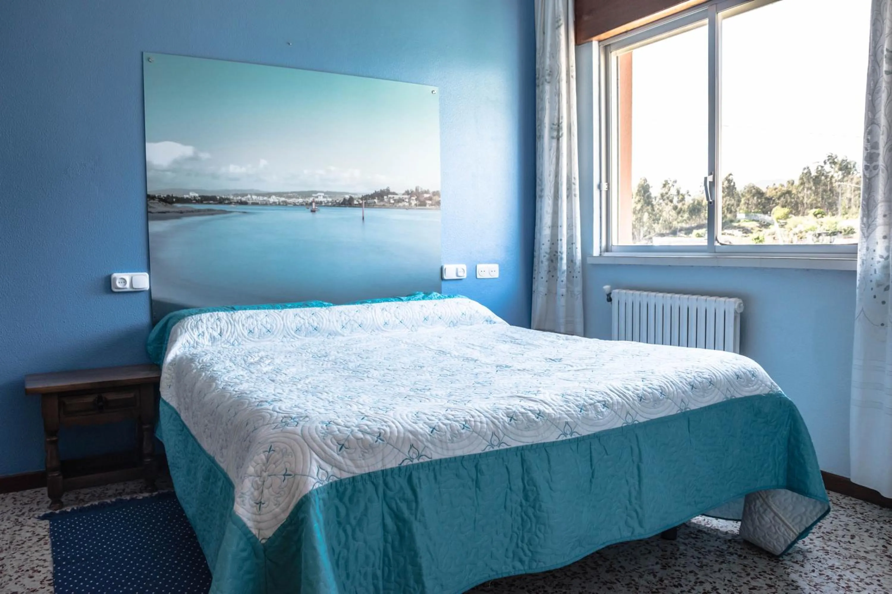 Photo of the whole room in Hotel Galicia