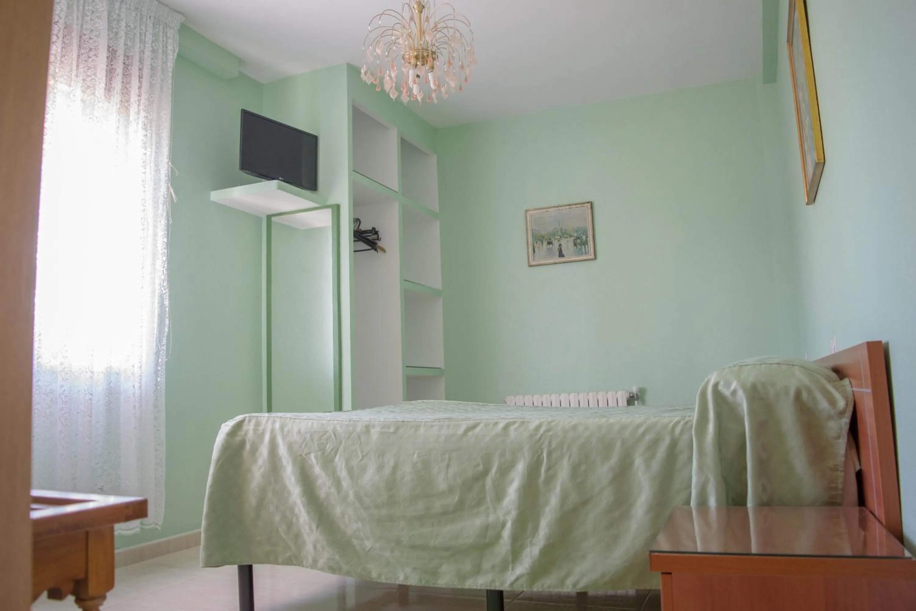 Photo of the whole room in Hotel Galicia