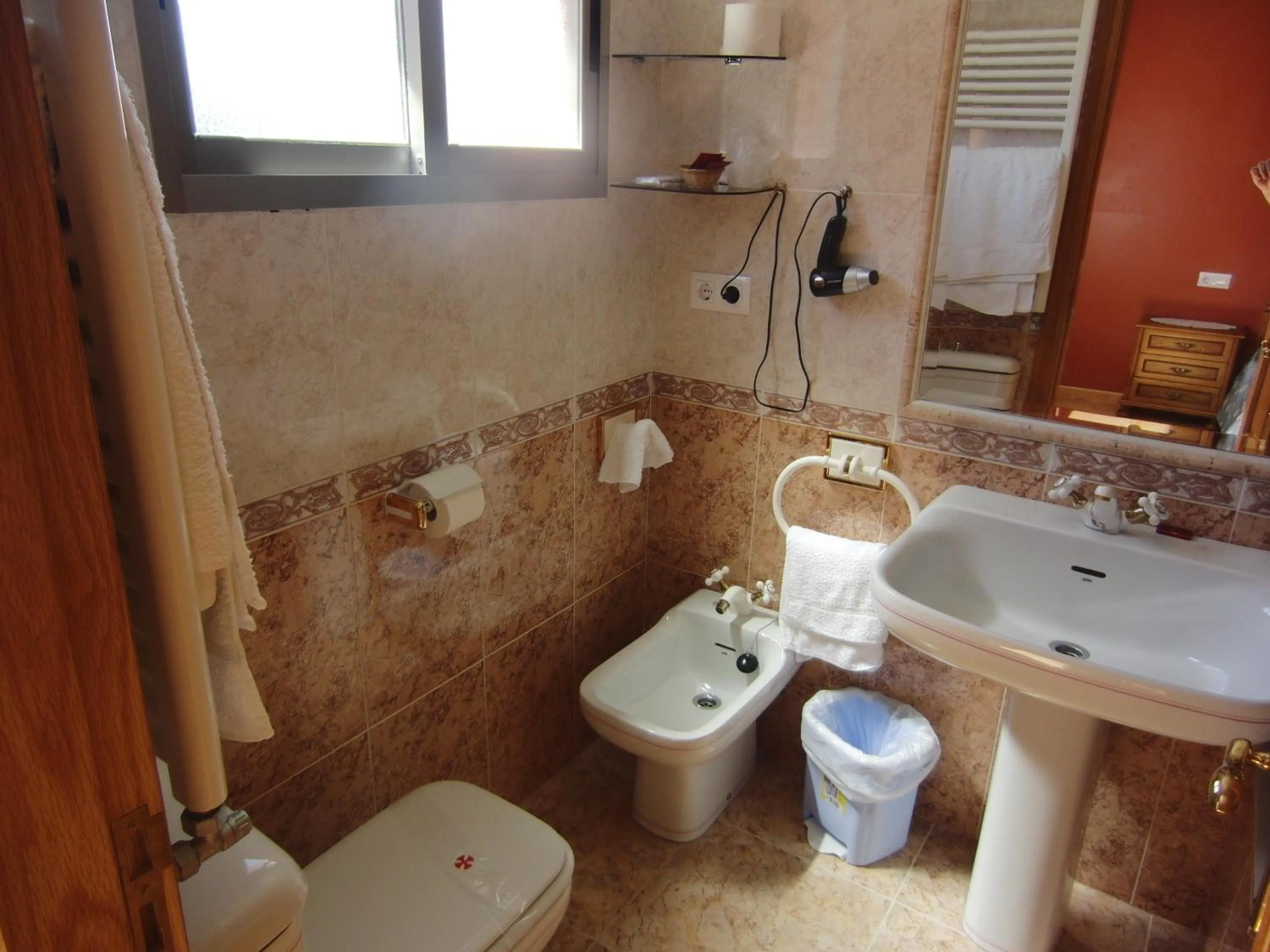 Bathroom in Hotel Galicia