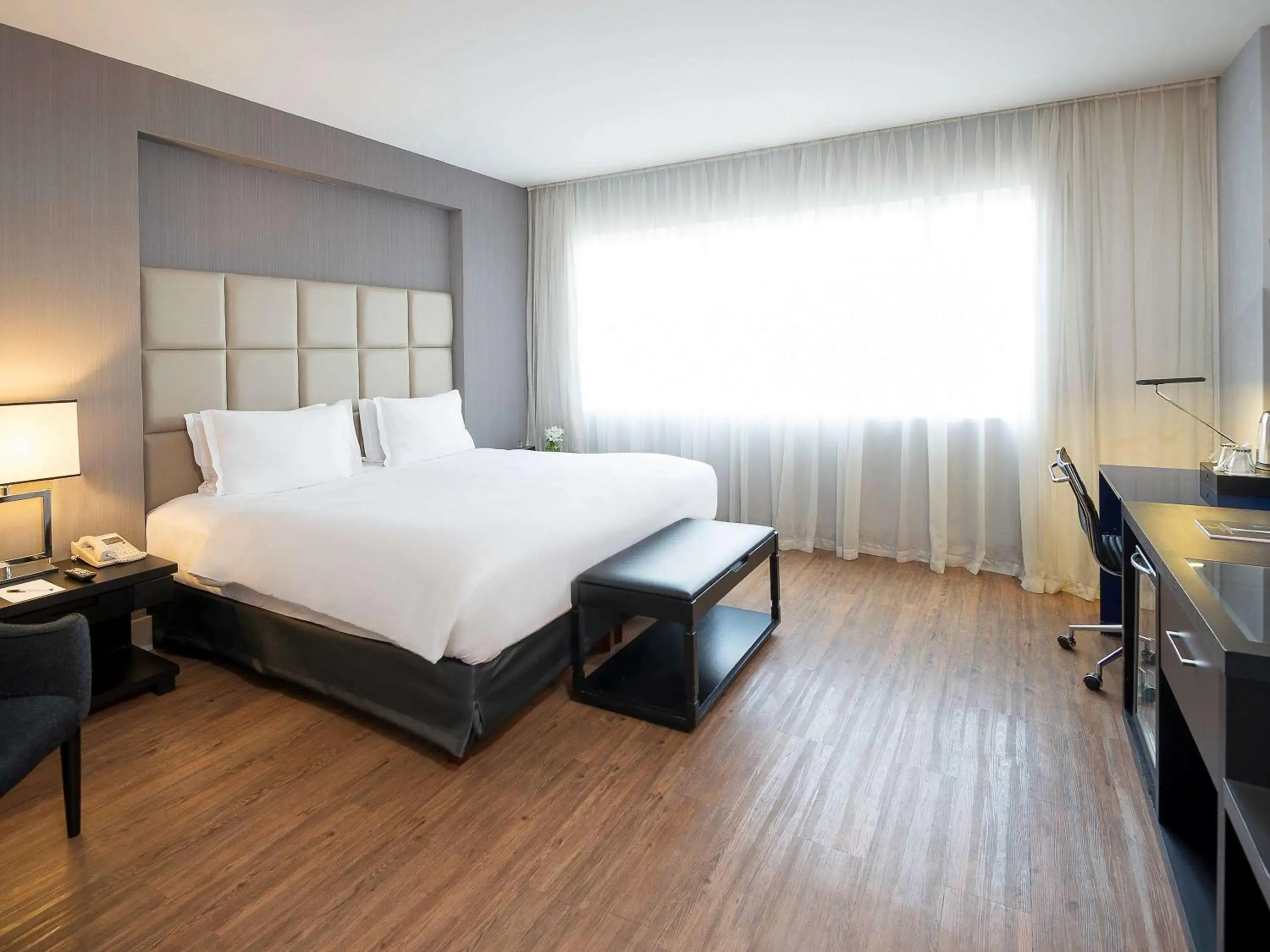 Photo of the whole room, Bed in Pullman Sao Paulo Vila Olimpia Photo of the whole room, Bed in Pullman Sao Paulo Vila Olimpia