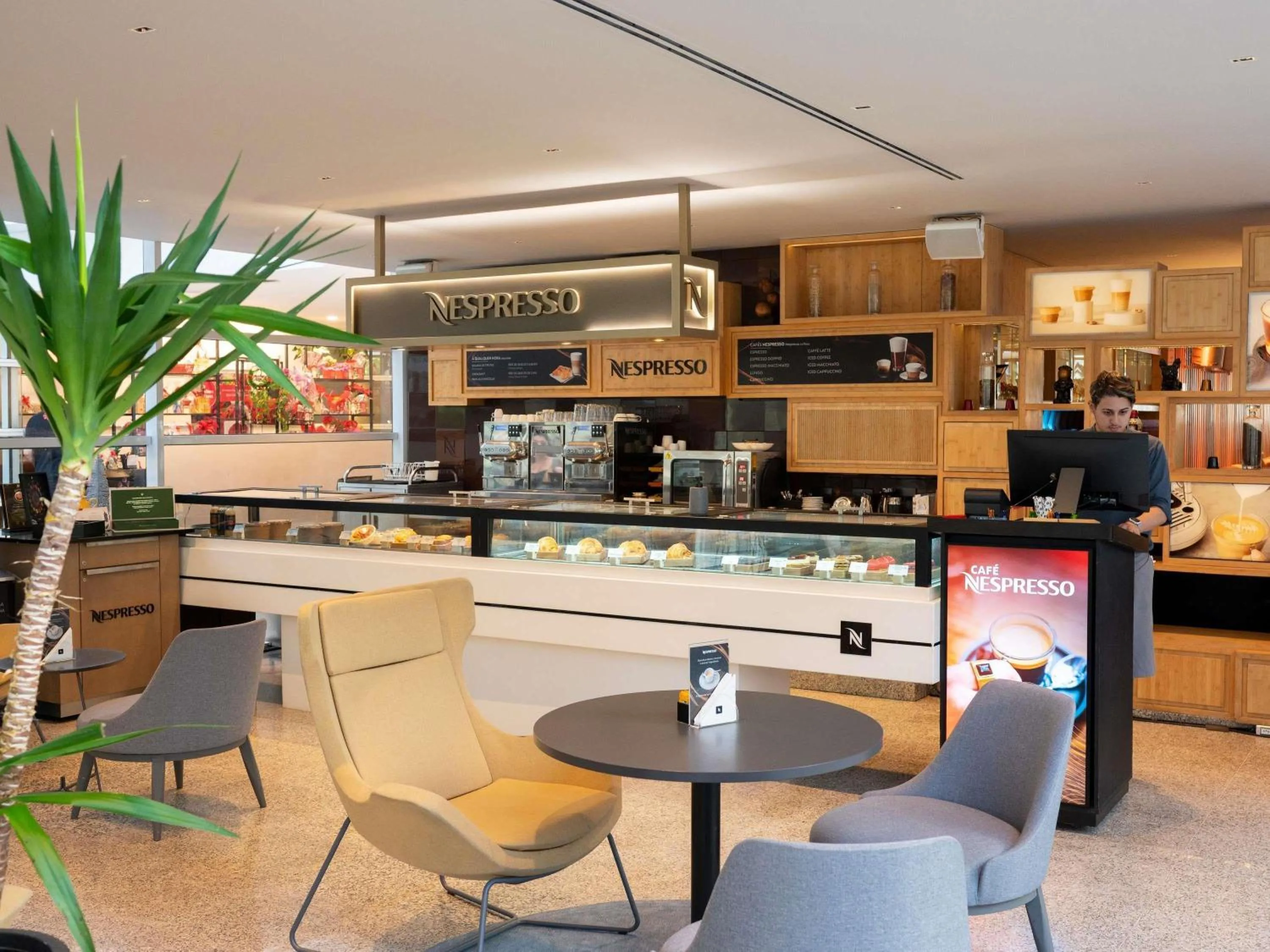 Property building in Pullman Sao Paulo Vila Olimpia