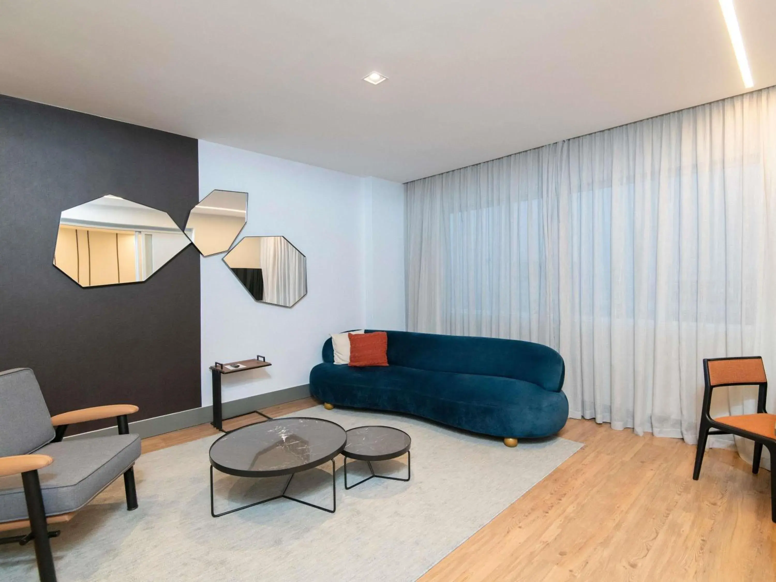 Photo of the whole room in Pullman Sao Paulo Vila Olimpia Photo of the whole room in Pullman Sao Paulo Vila Olimpia