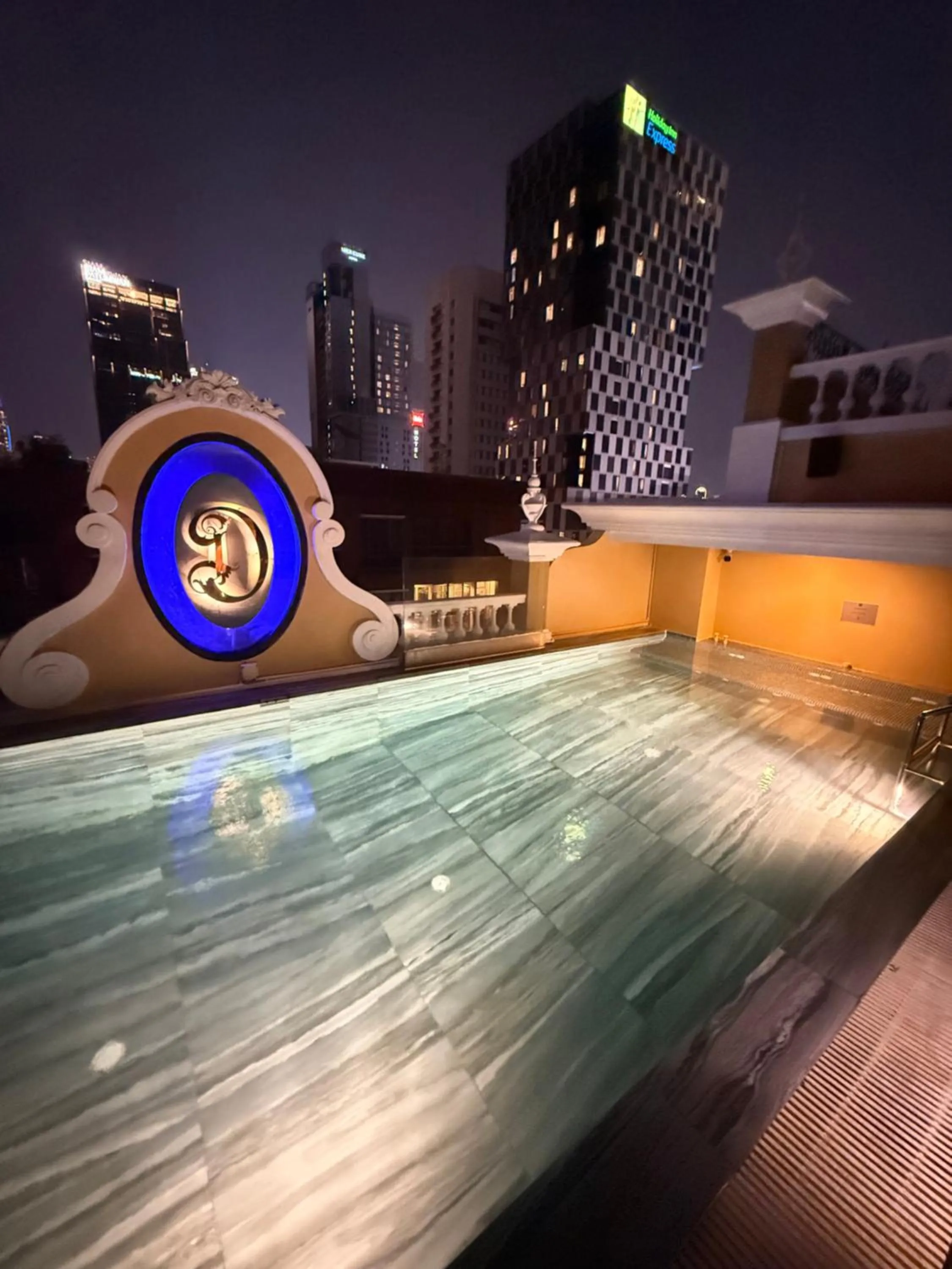 Swimming pool in Daraya Boutique Hotel