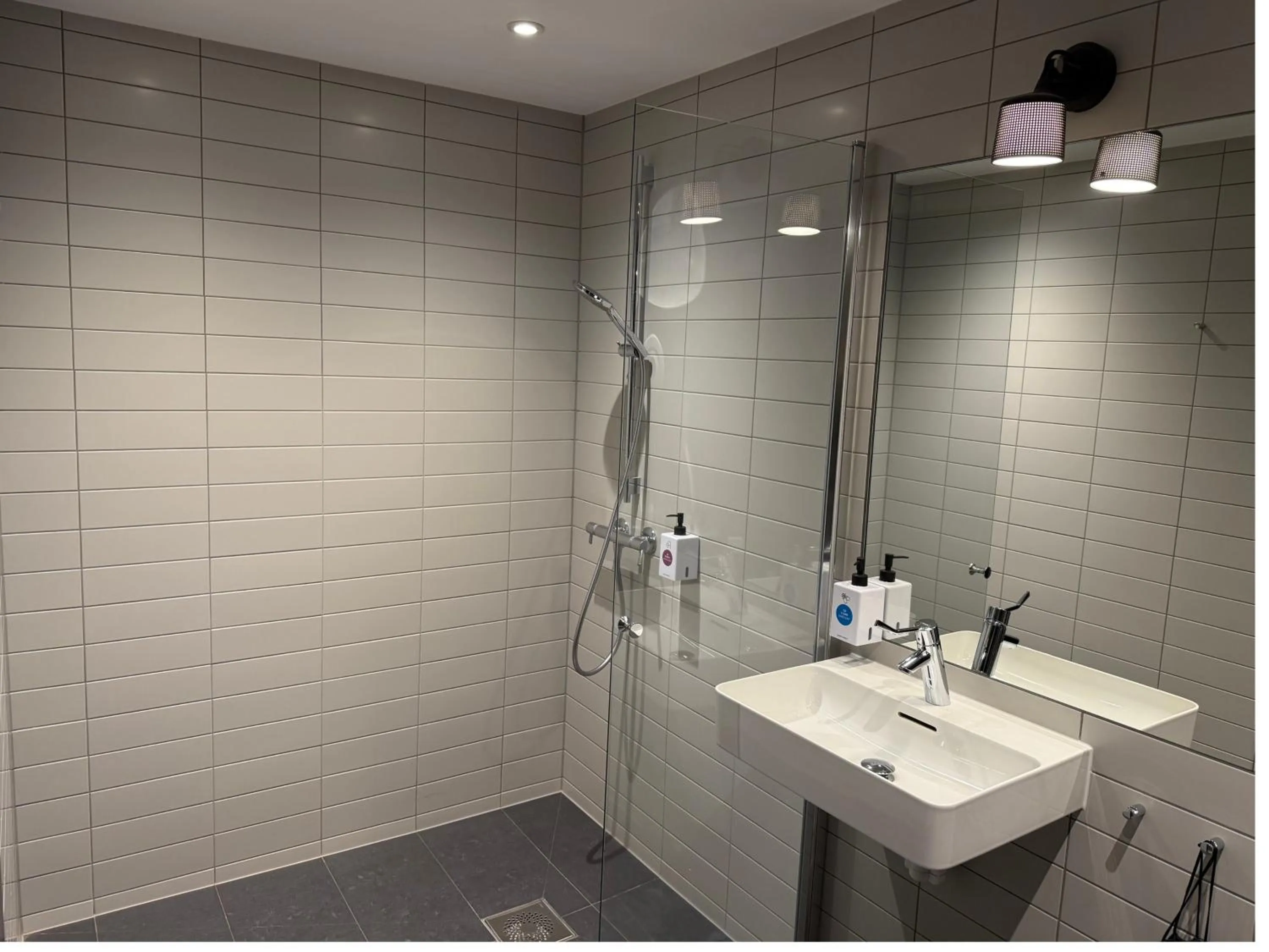 Shower in Quality Hotel River Station