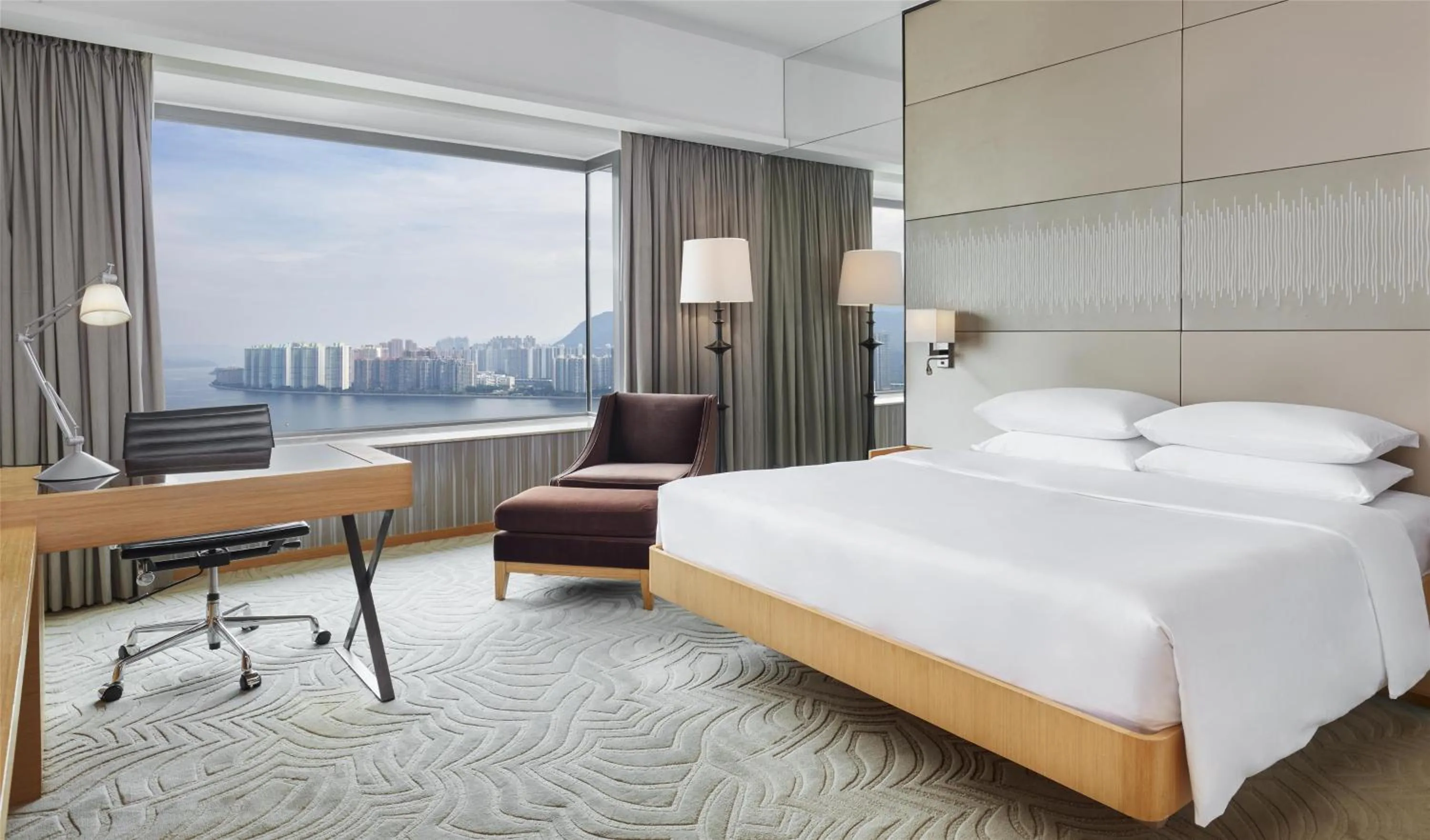 Bedroom, Bed in Hyatt Regency Hong Kong, Sha Tin