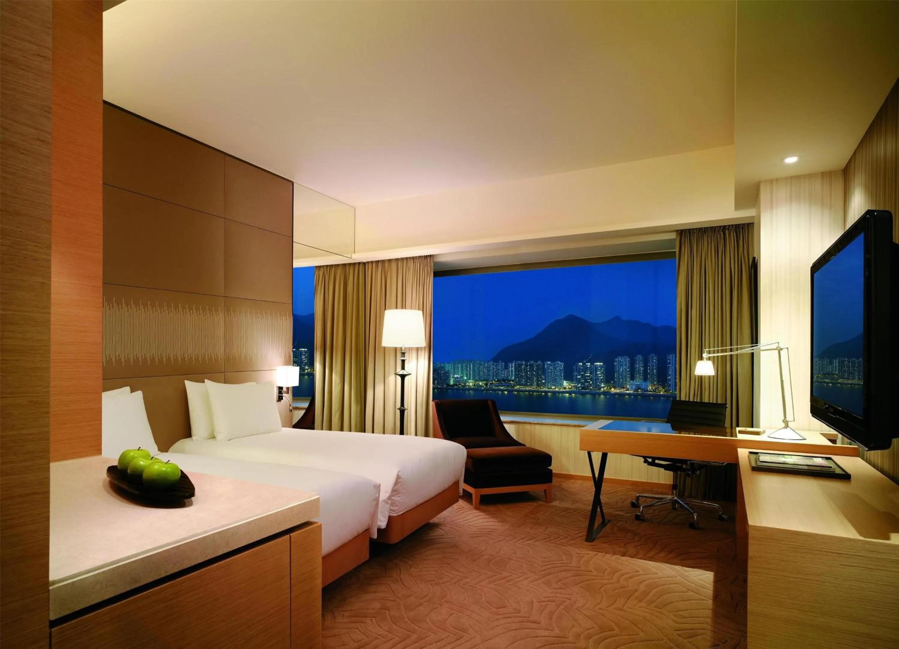 Bedroom, Bed in Hyatt Regency Hong Kong, Sha Tin