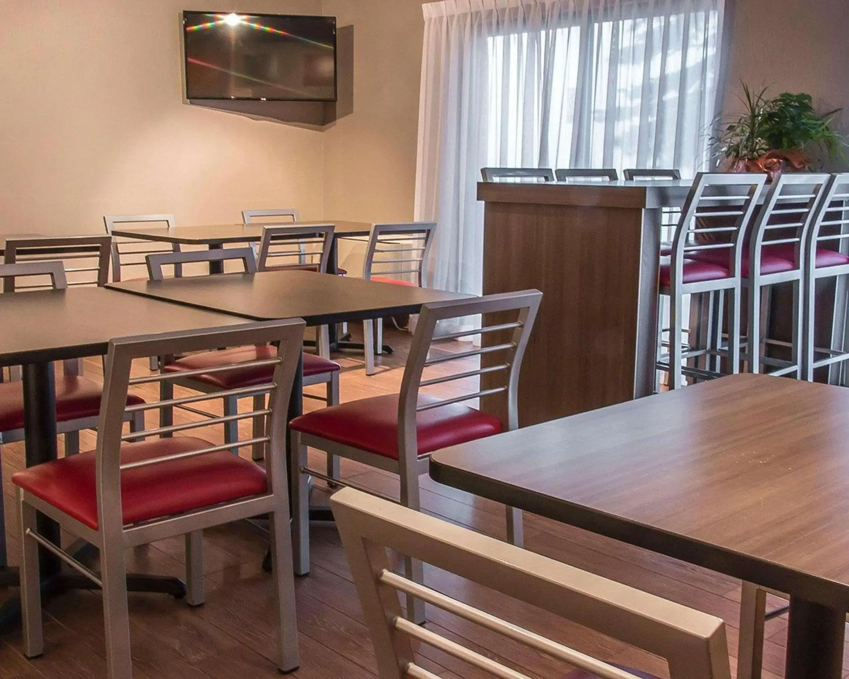 Breakfast in Comfort Inn Breakfast in Comfort Inn