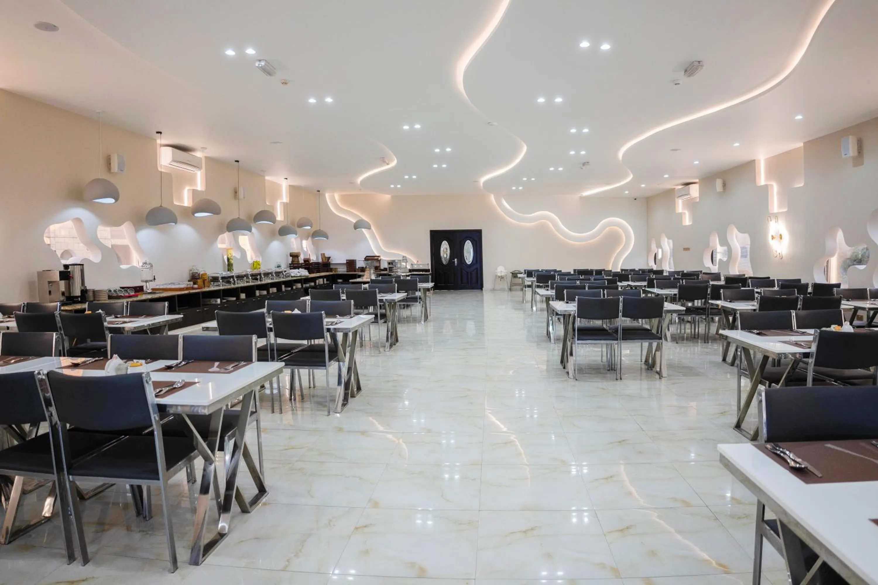 Restaurant/places to eat in Palma Beach Resort & Spa