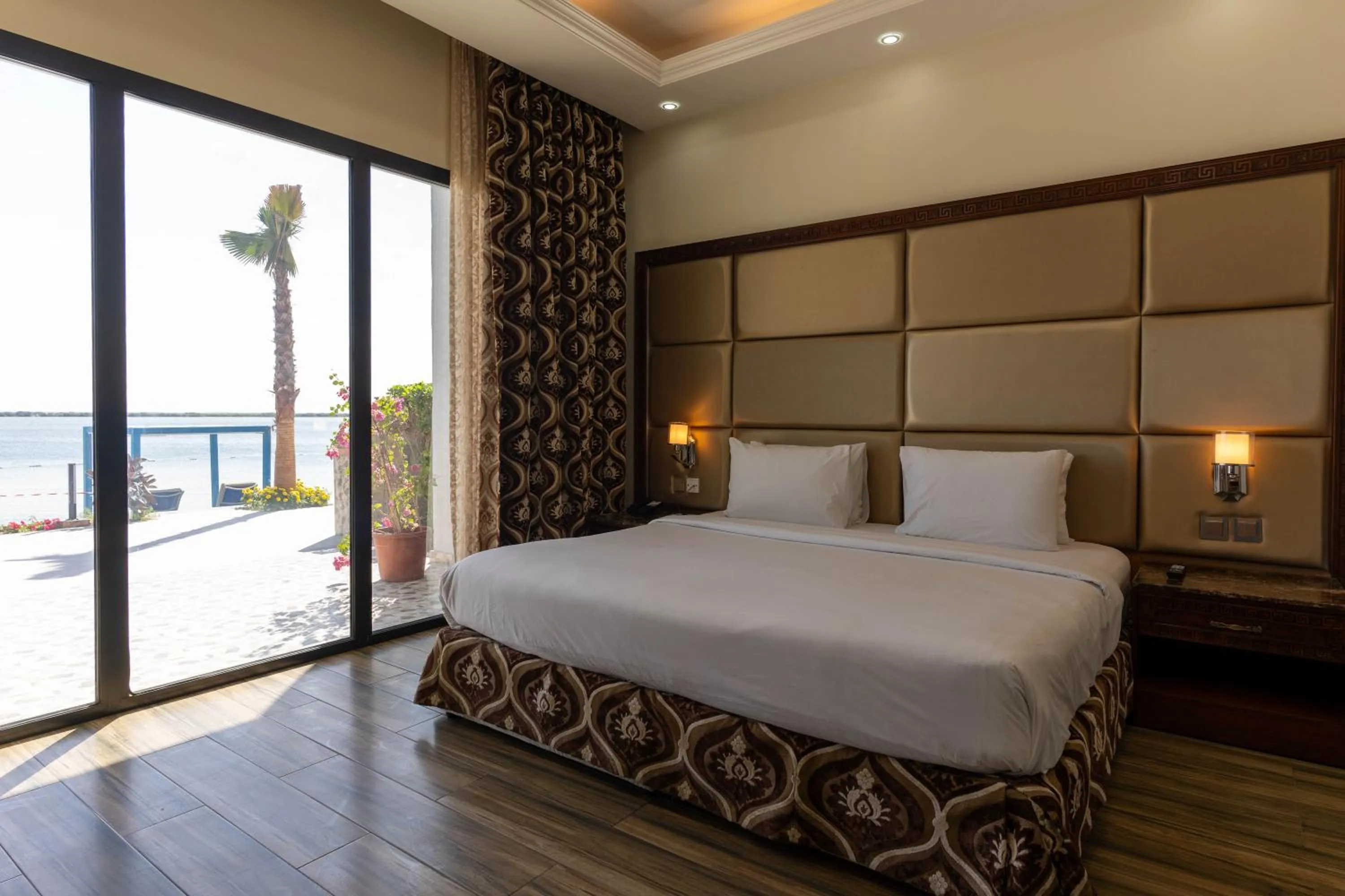 Bedroom, Bed in Palma Beach Resort & Spa