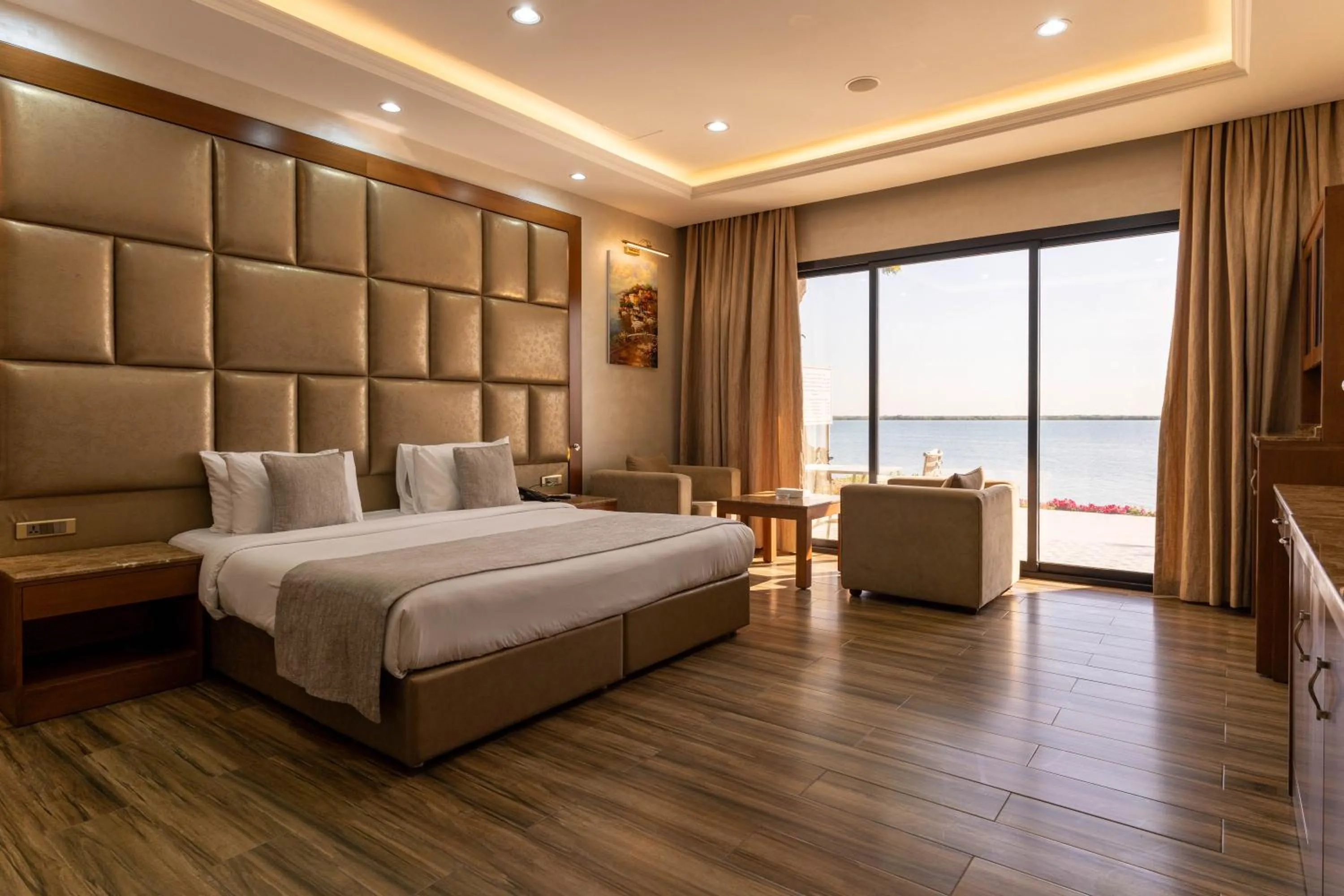 Bedroom, Bed in Palma Beach Resort & Spa