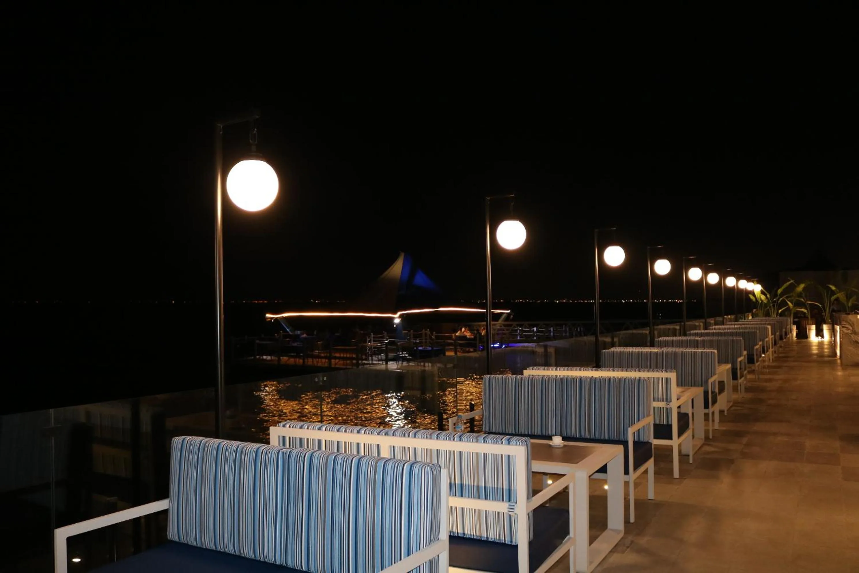 Restaurant/places to eat in Palma Beach Resort & Spa